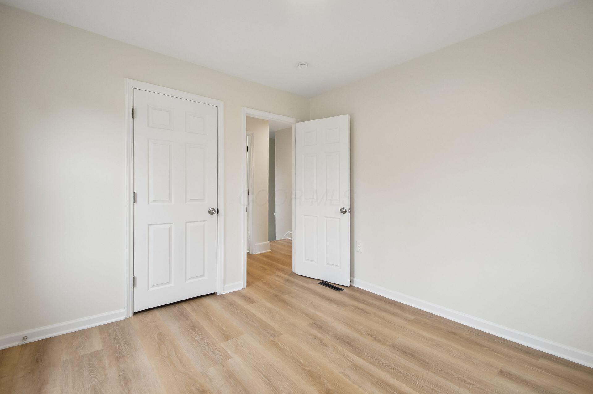 407 S Wayne Avenue Property Photo 17