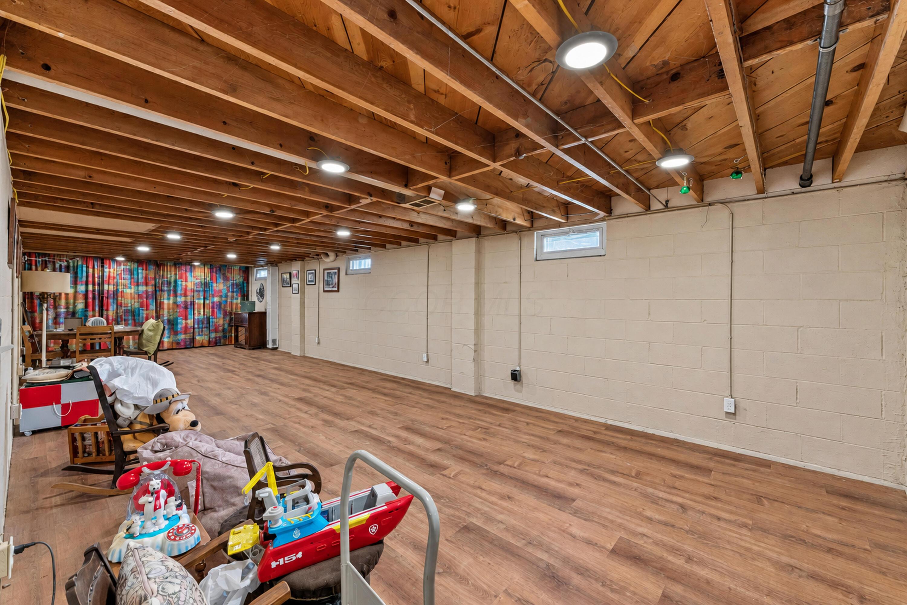 1120 Woodmere Road Property Photo 23