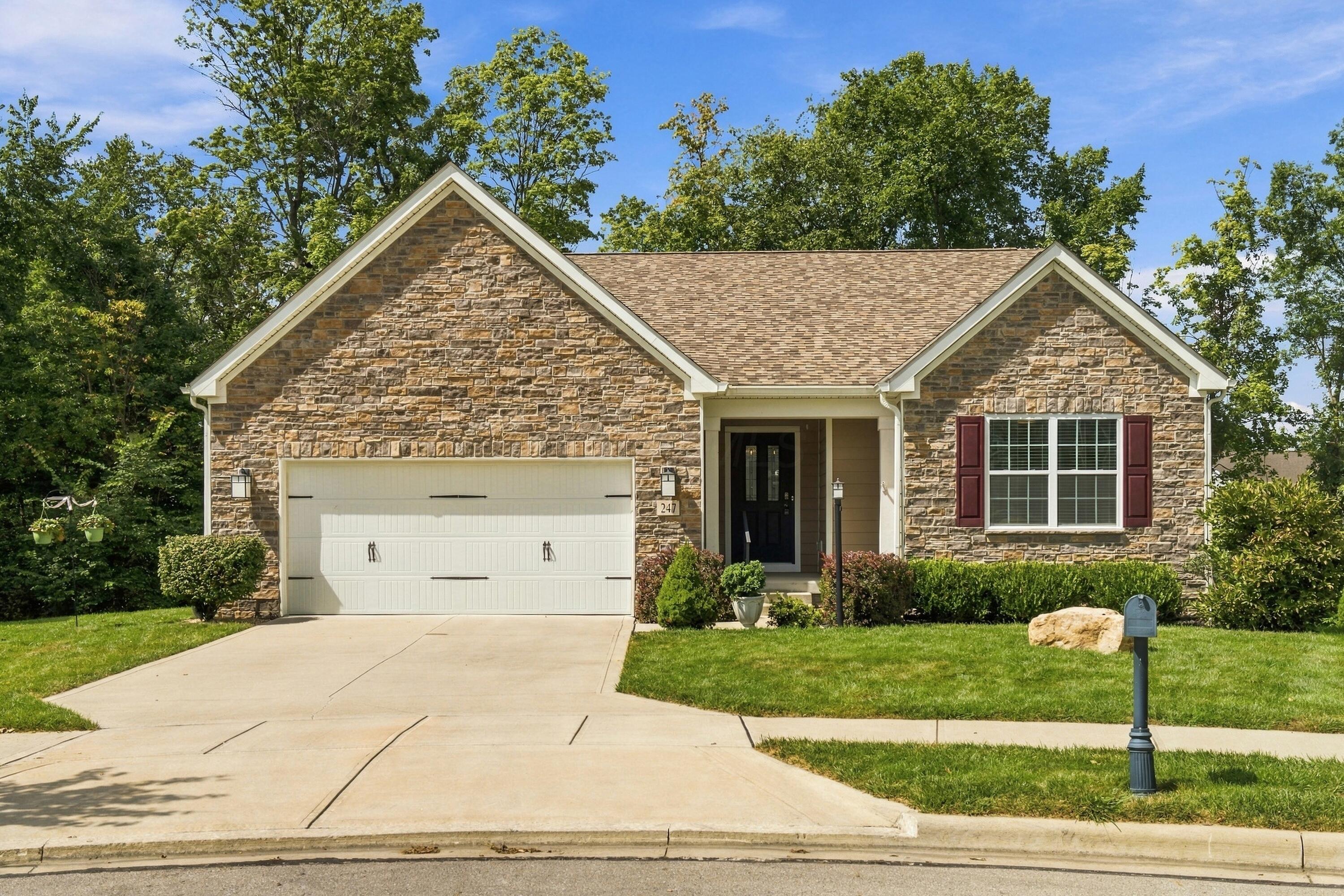 247 Jay Court Property Photo 1
