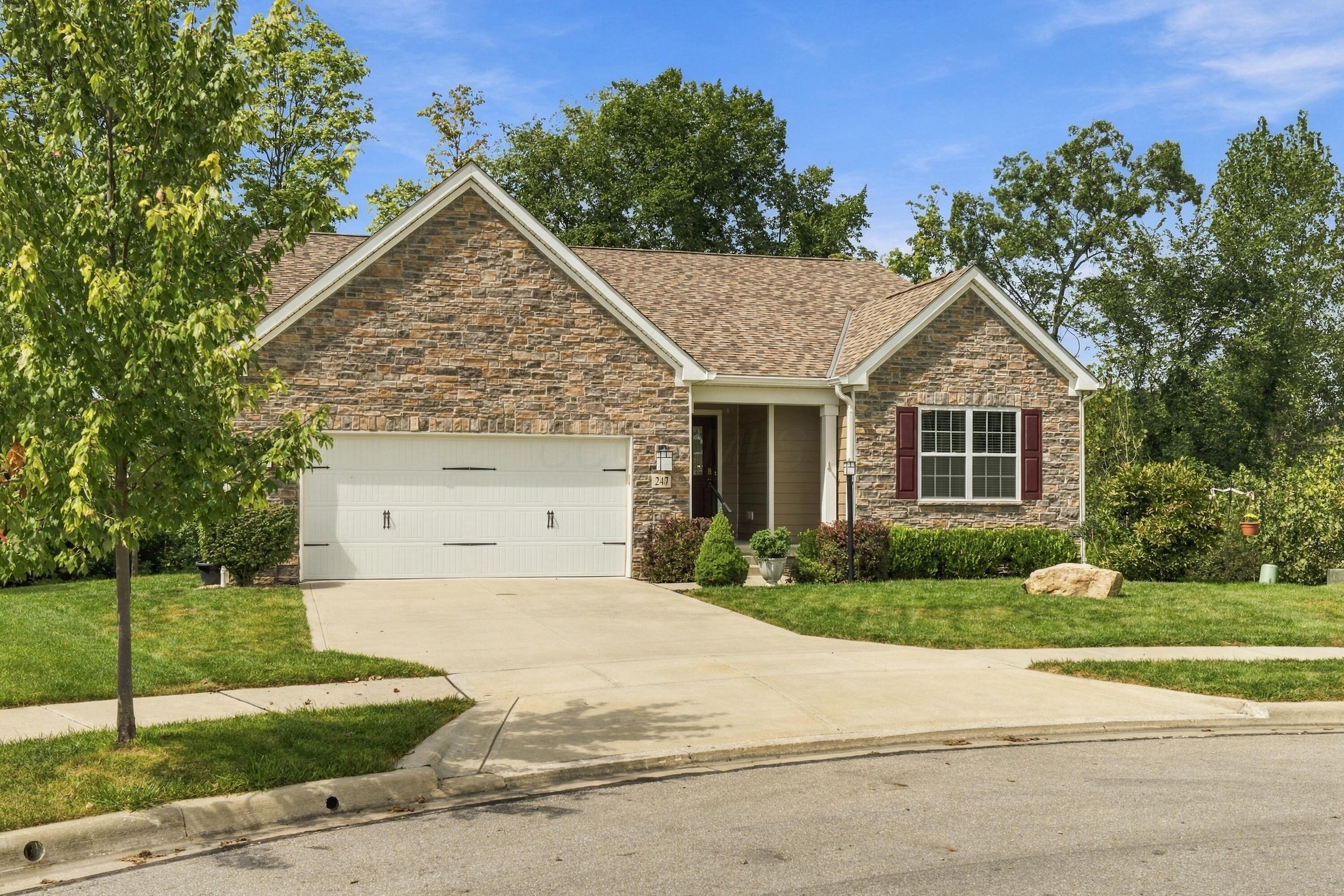 247 Jay Court Property Photo 2