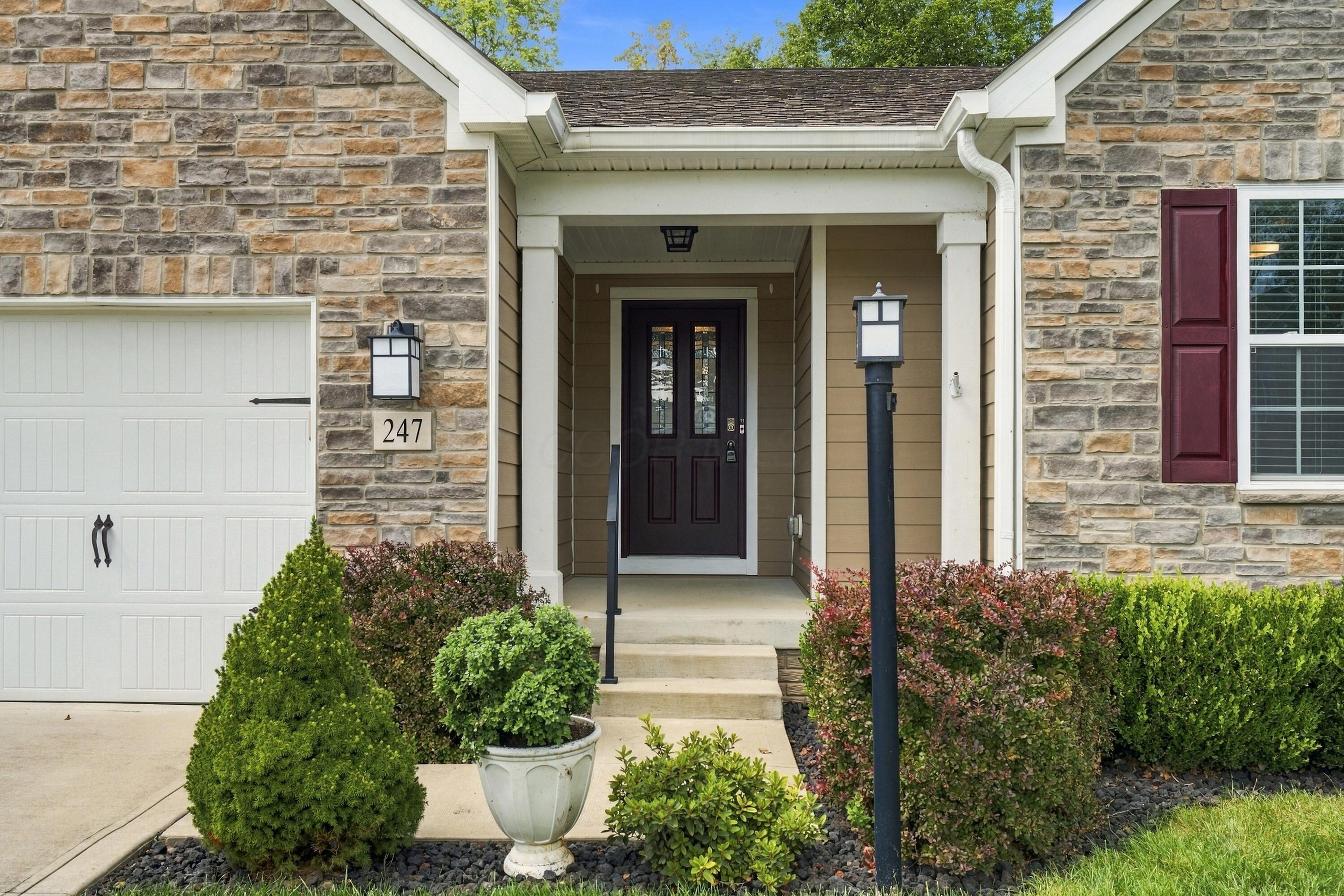 247 Jay Court Property Photo 3