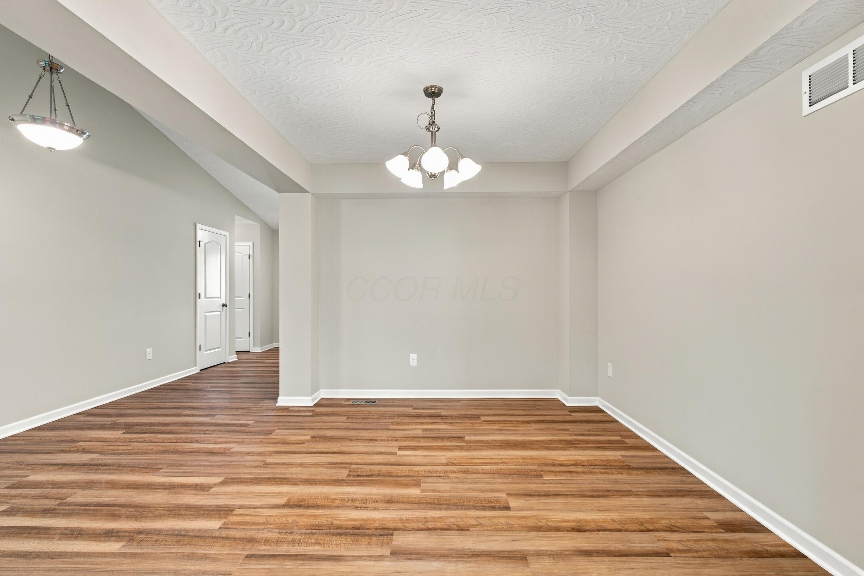 247 Jay Court Property Photo 9