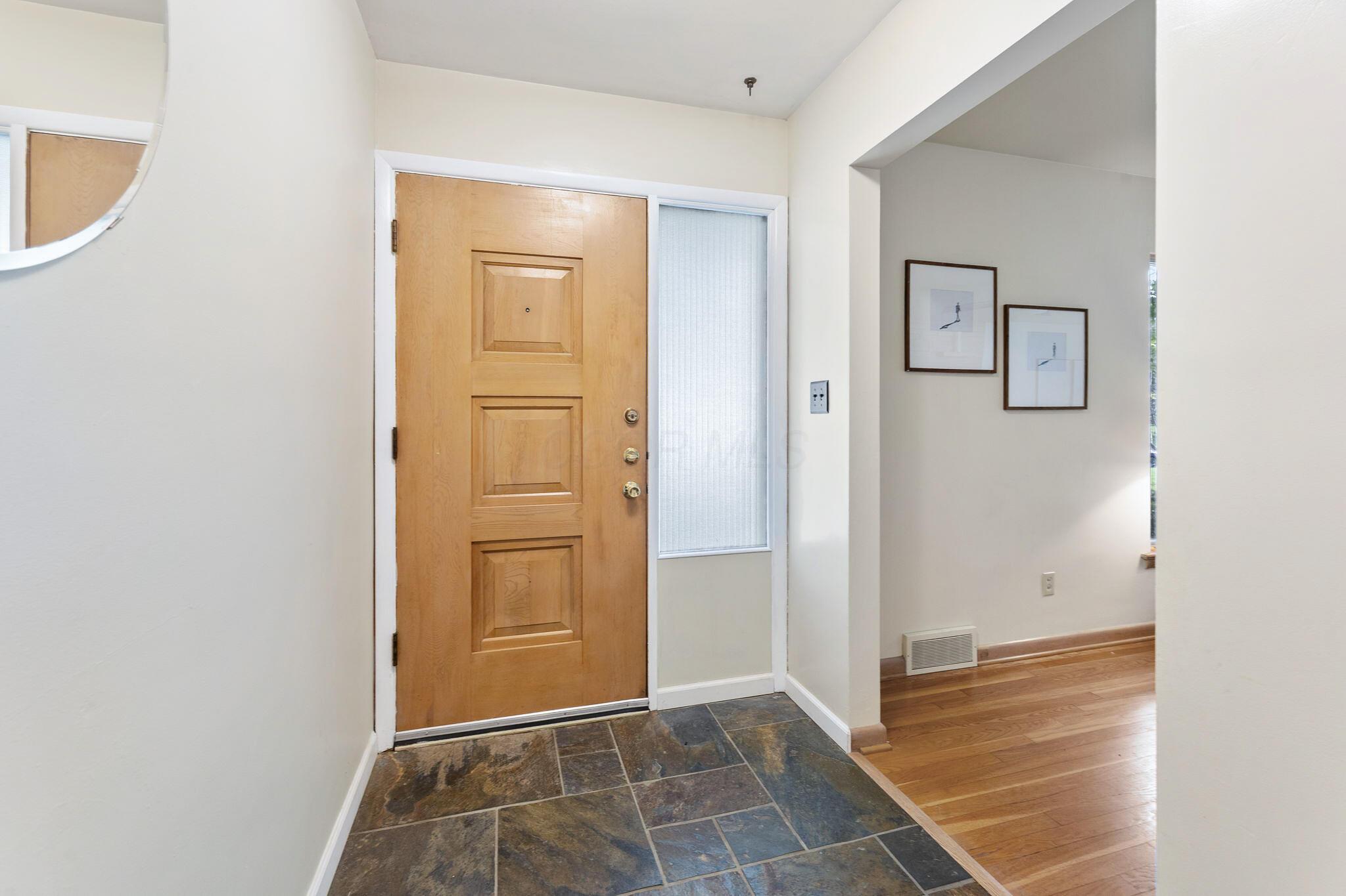 3885 Overdale Drive Property Photo 15