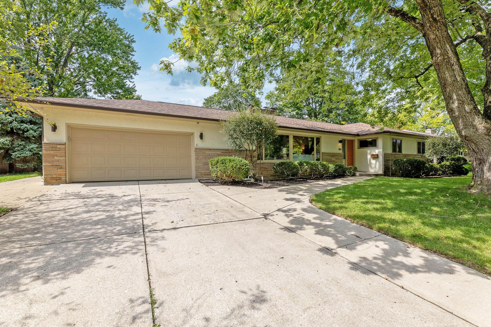 3885 Overdale Drive Property Photo 36