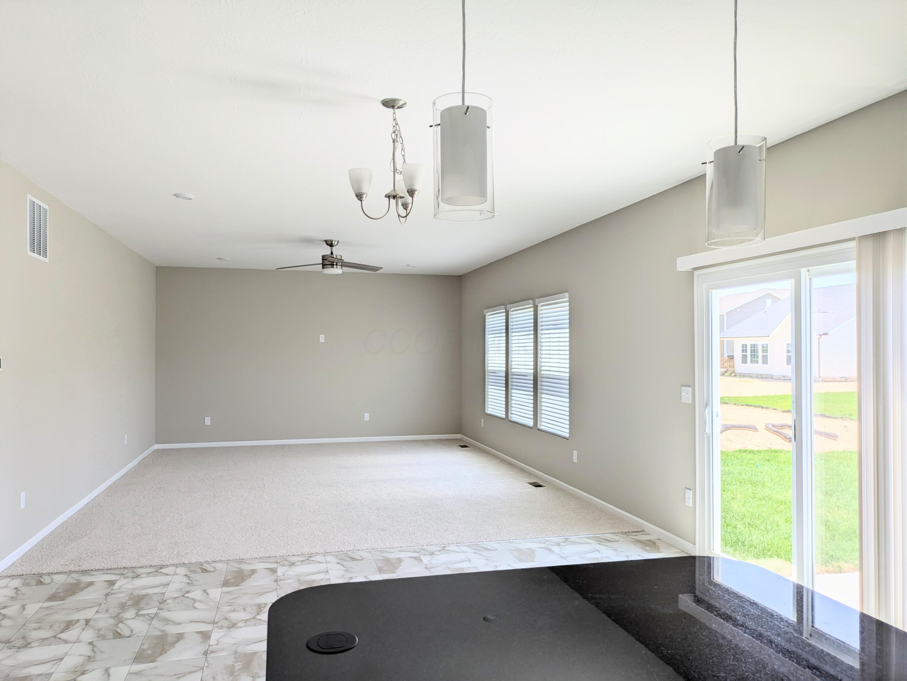 9013 Hawk Hill Way Property Photo 9
