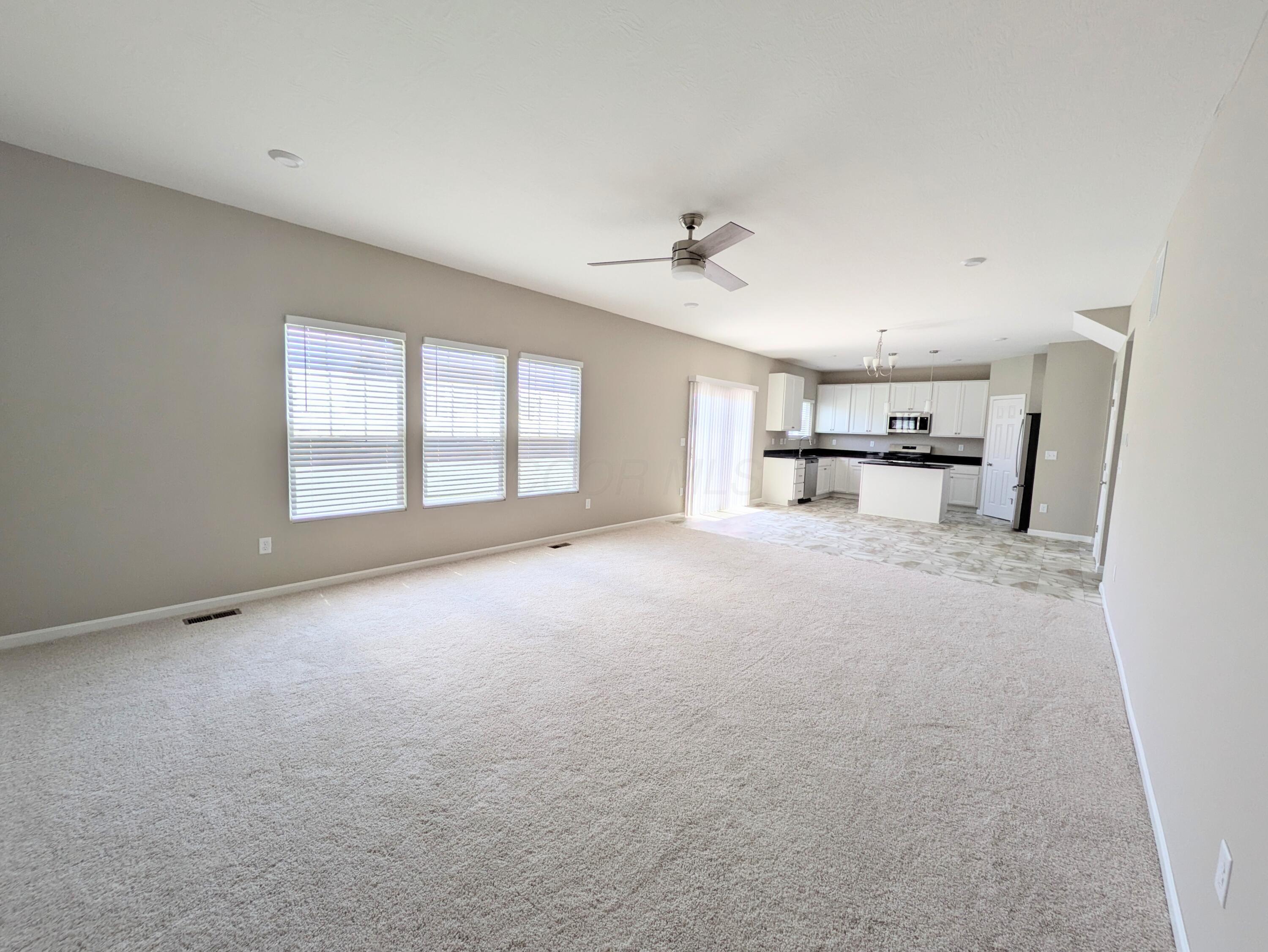 9013 Hawk Hill Way Property Photo 10