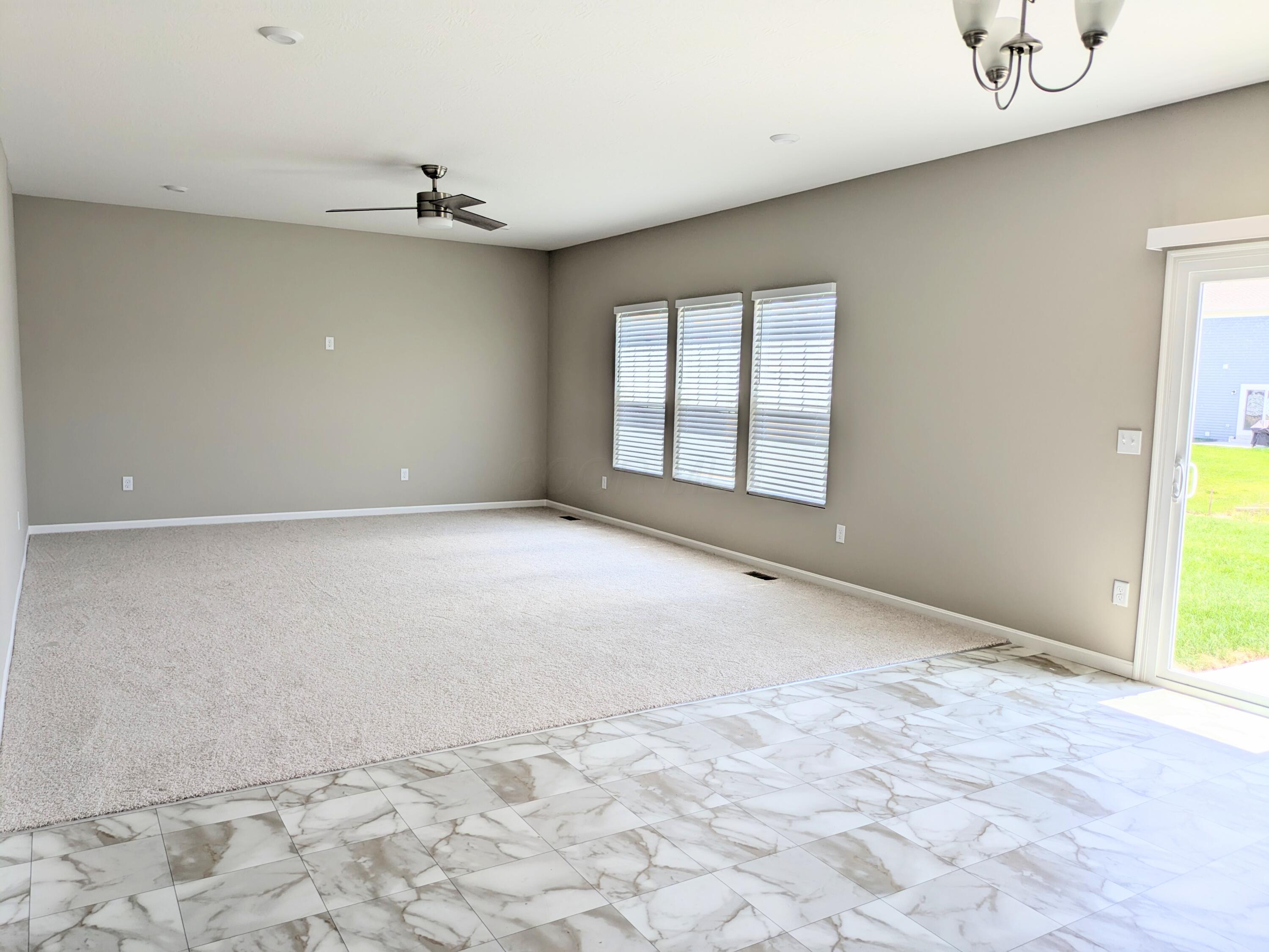 9013 Hawk Hill Way Property Photo 11