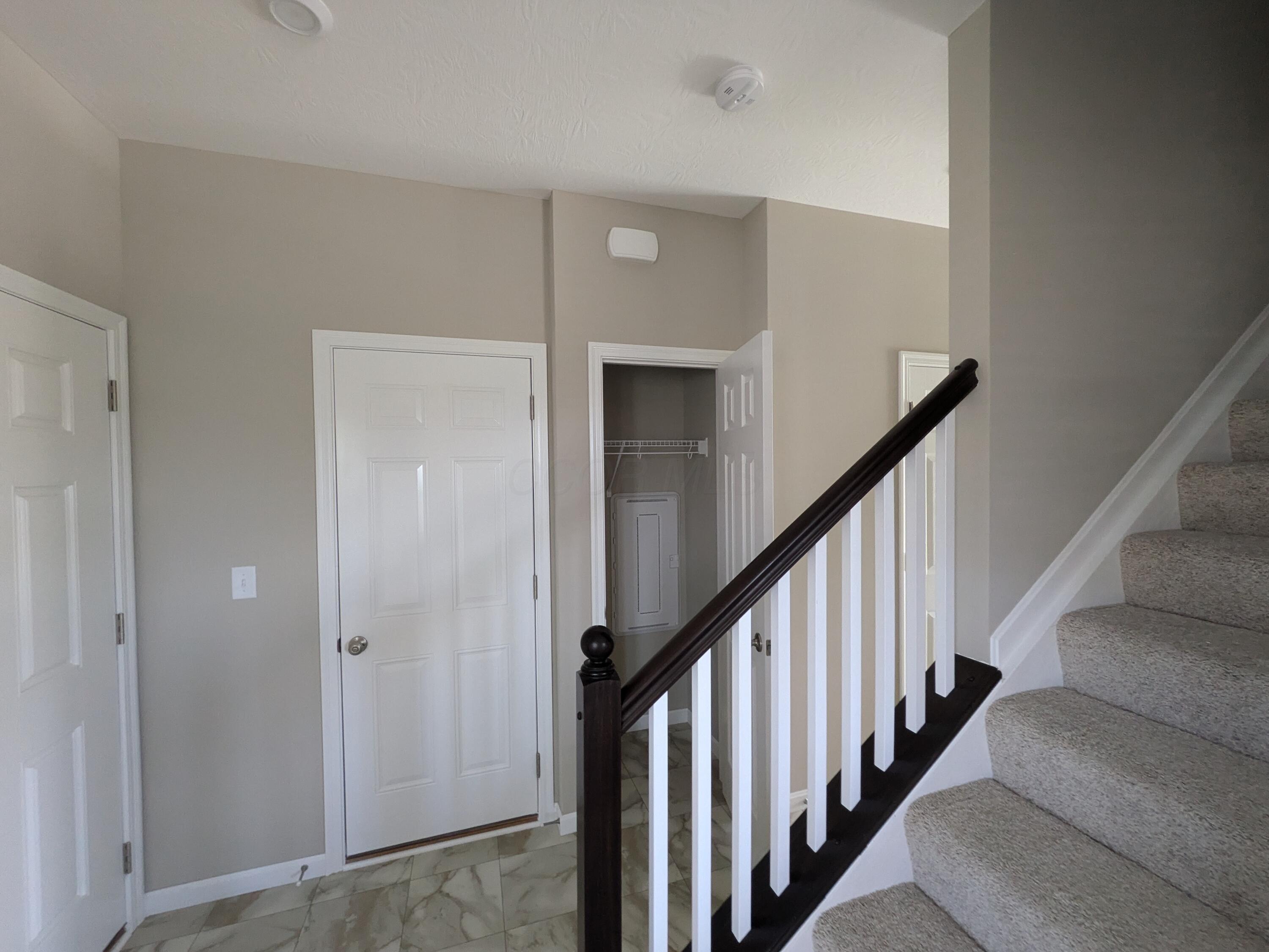 9013 Hawk Hill Way Property Photo 13