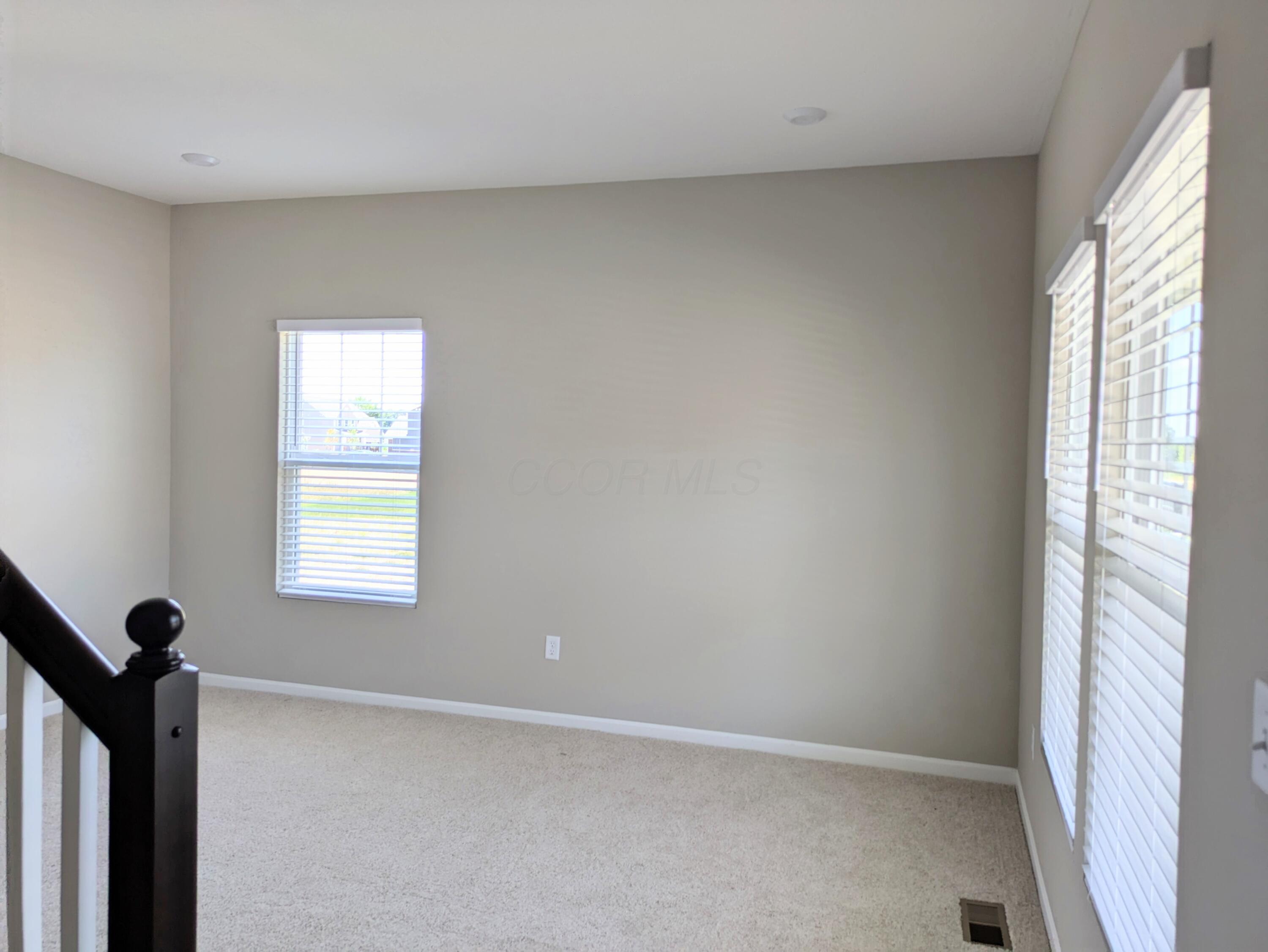 9013 Hawk Hill Way Property Photo 14