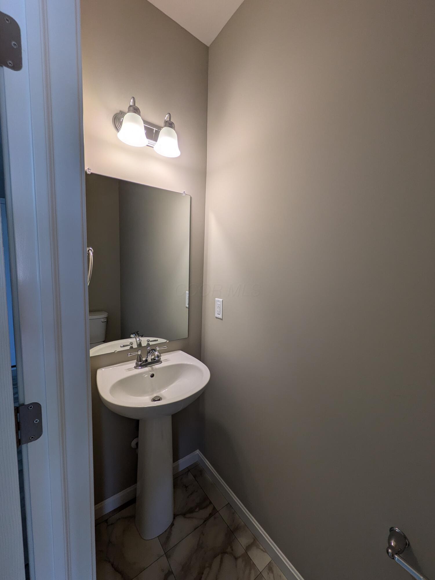 9013 Hawk Hill Way Property Photo 16