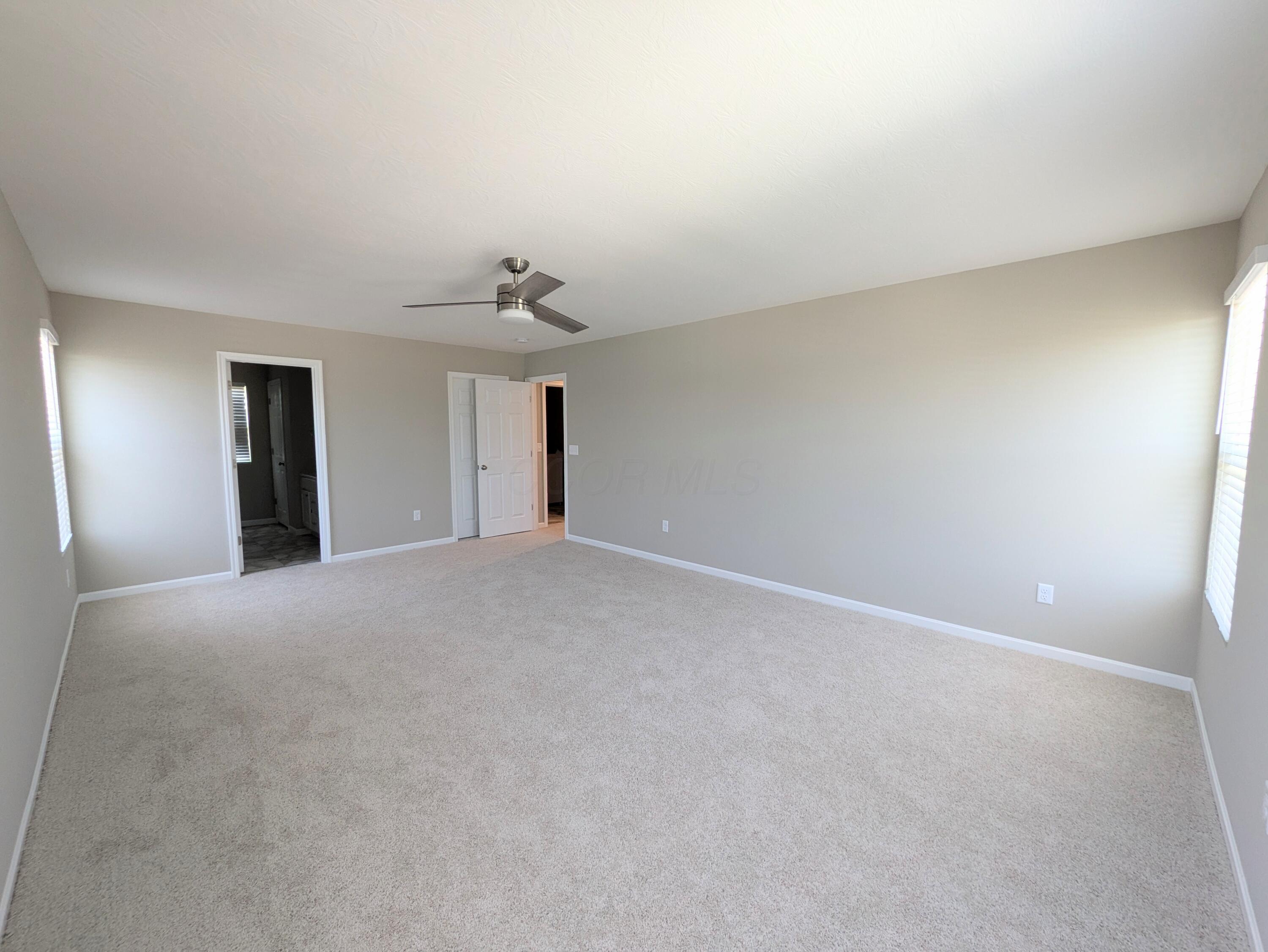 9013 Hawk Hill Way Property Photo 20
