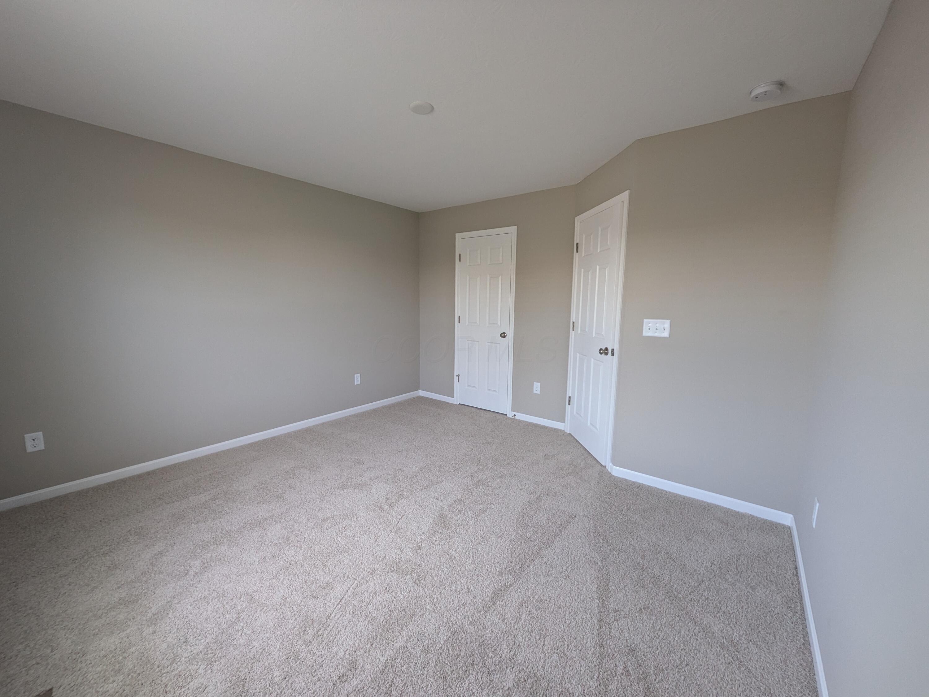 9013 Hawk Hill Way Property Photo 30