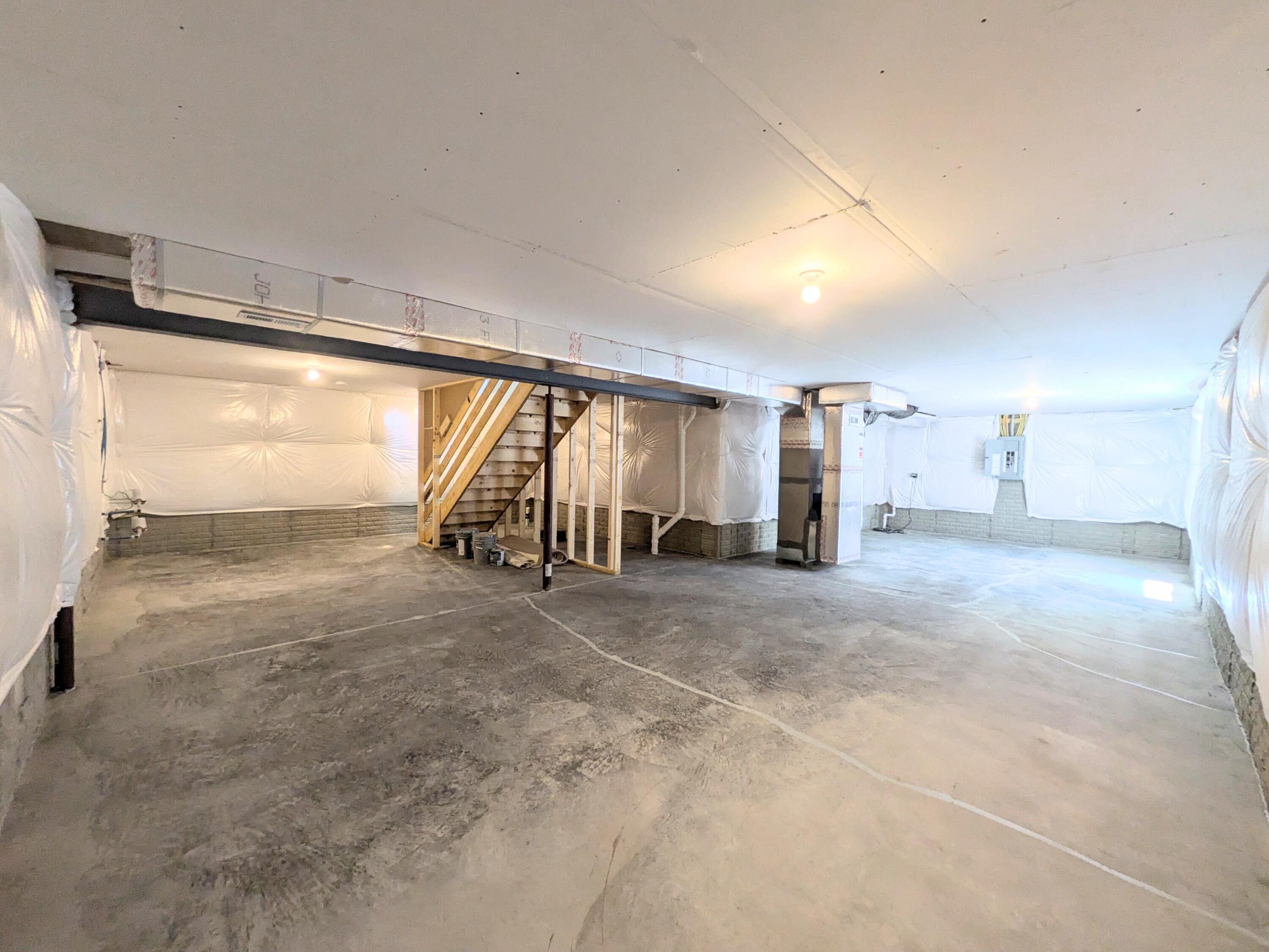 9013 Hawk Hill Way Property Photo 34