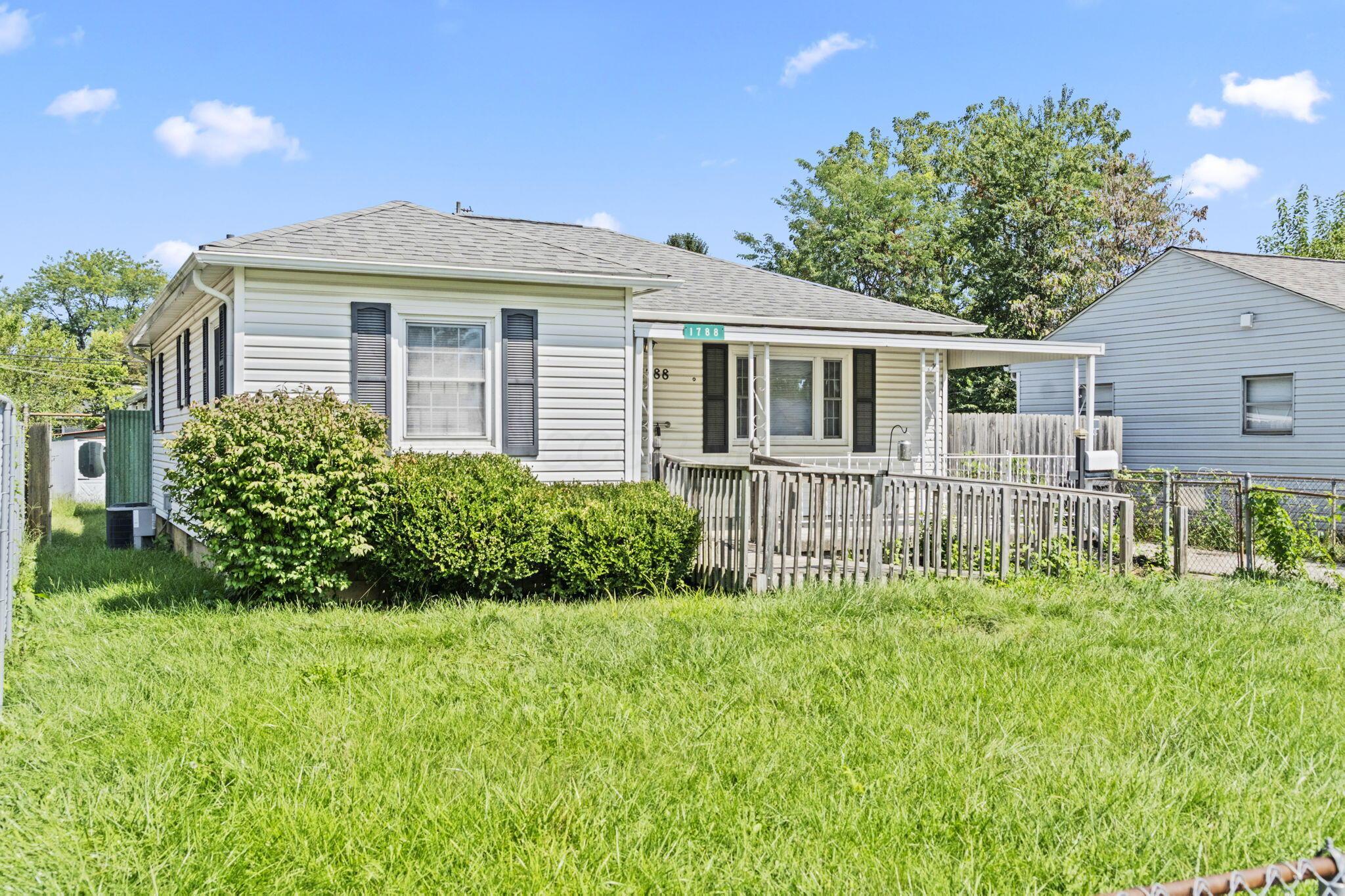 1788 Linnet Avenue Property Photo 4