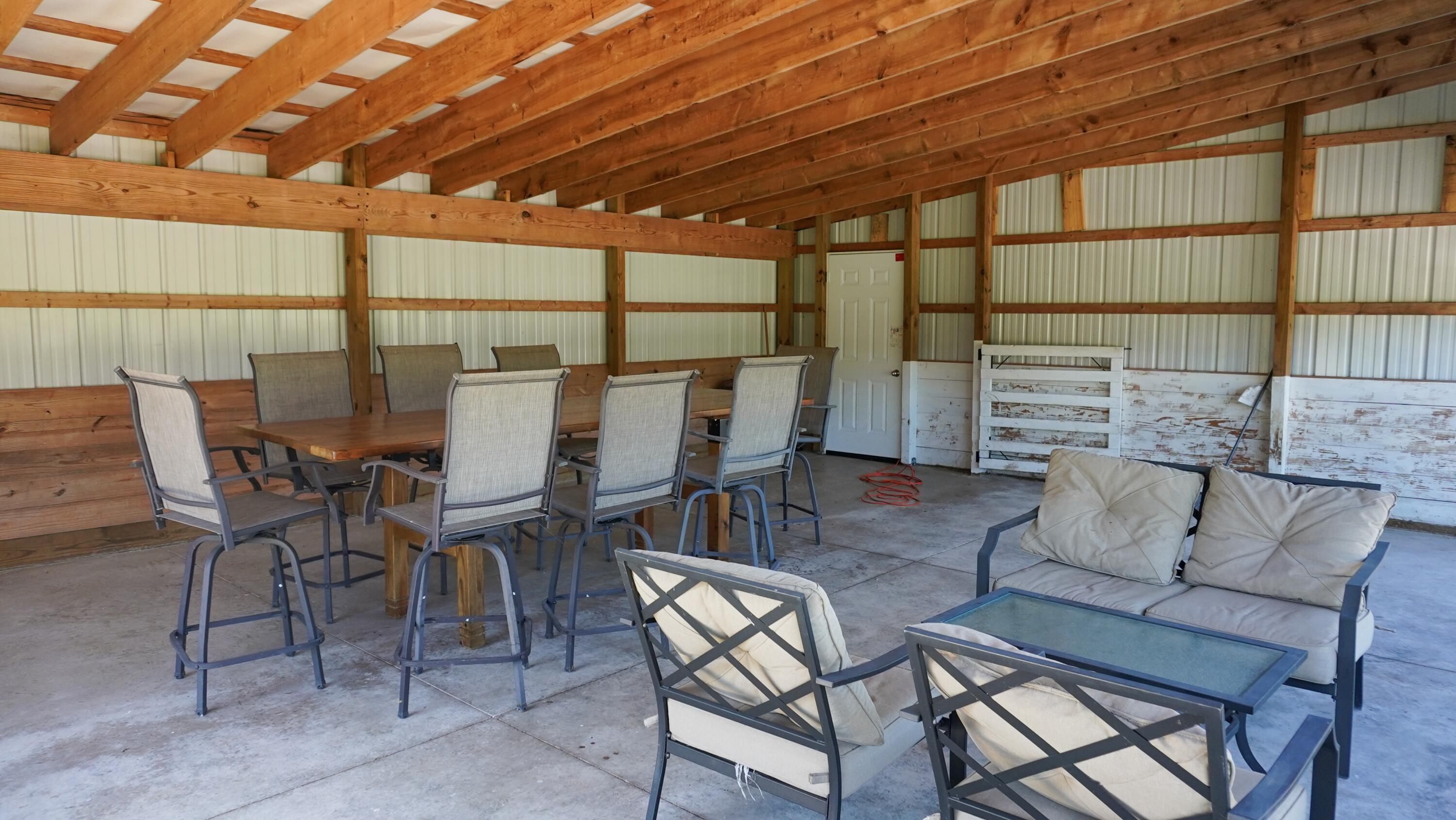 226034701 Property Photo 2