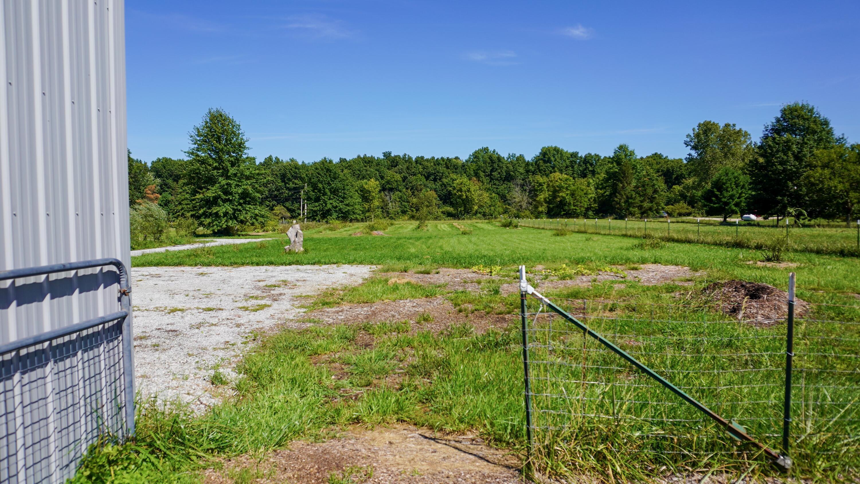 226034701 Property Photo 30
