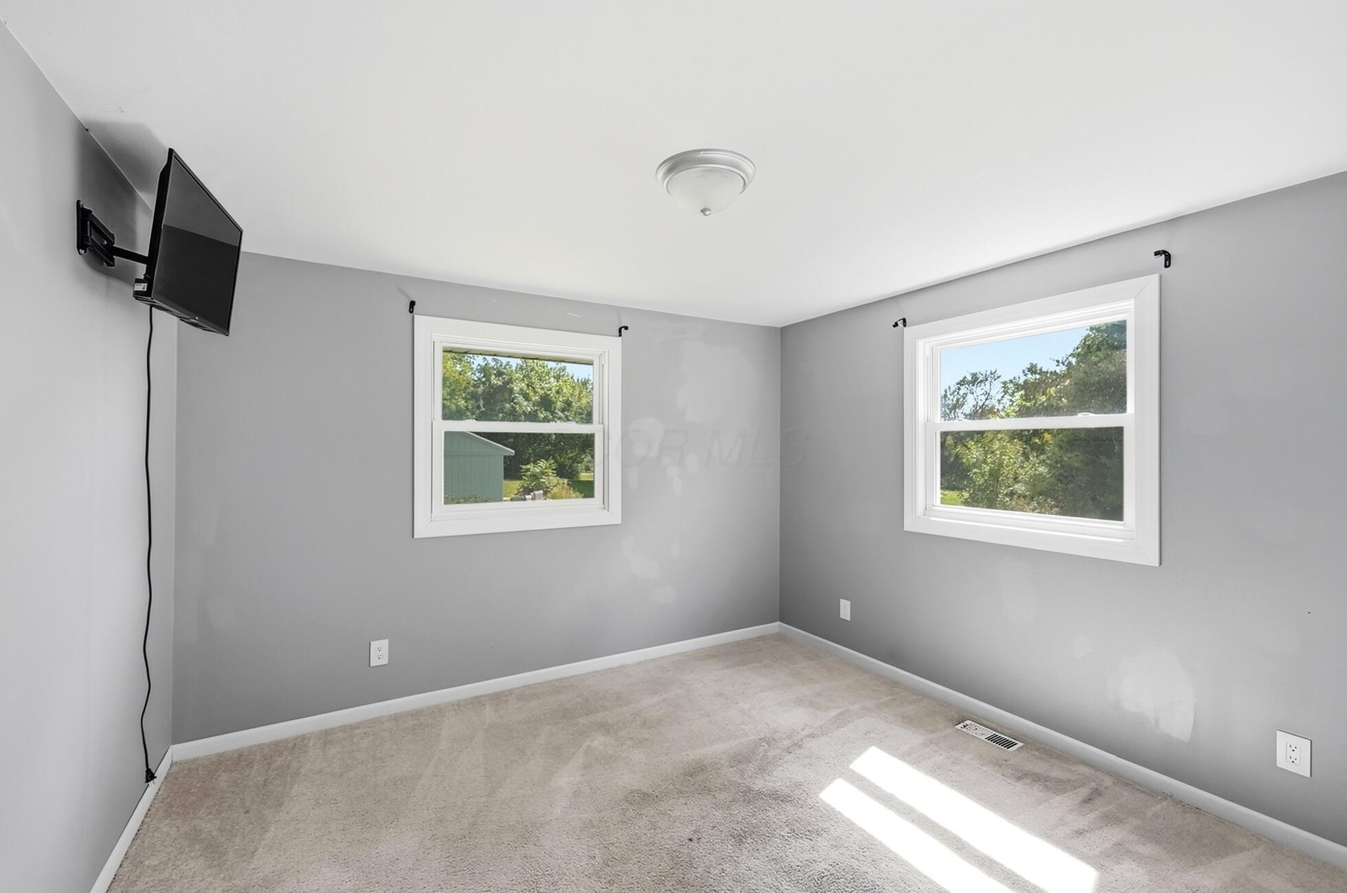 3789 New Carlisle Pike Property Photo 15