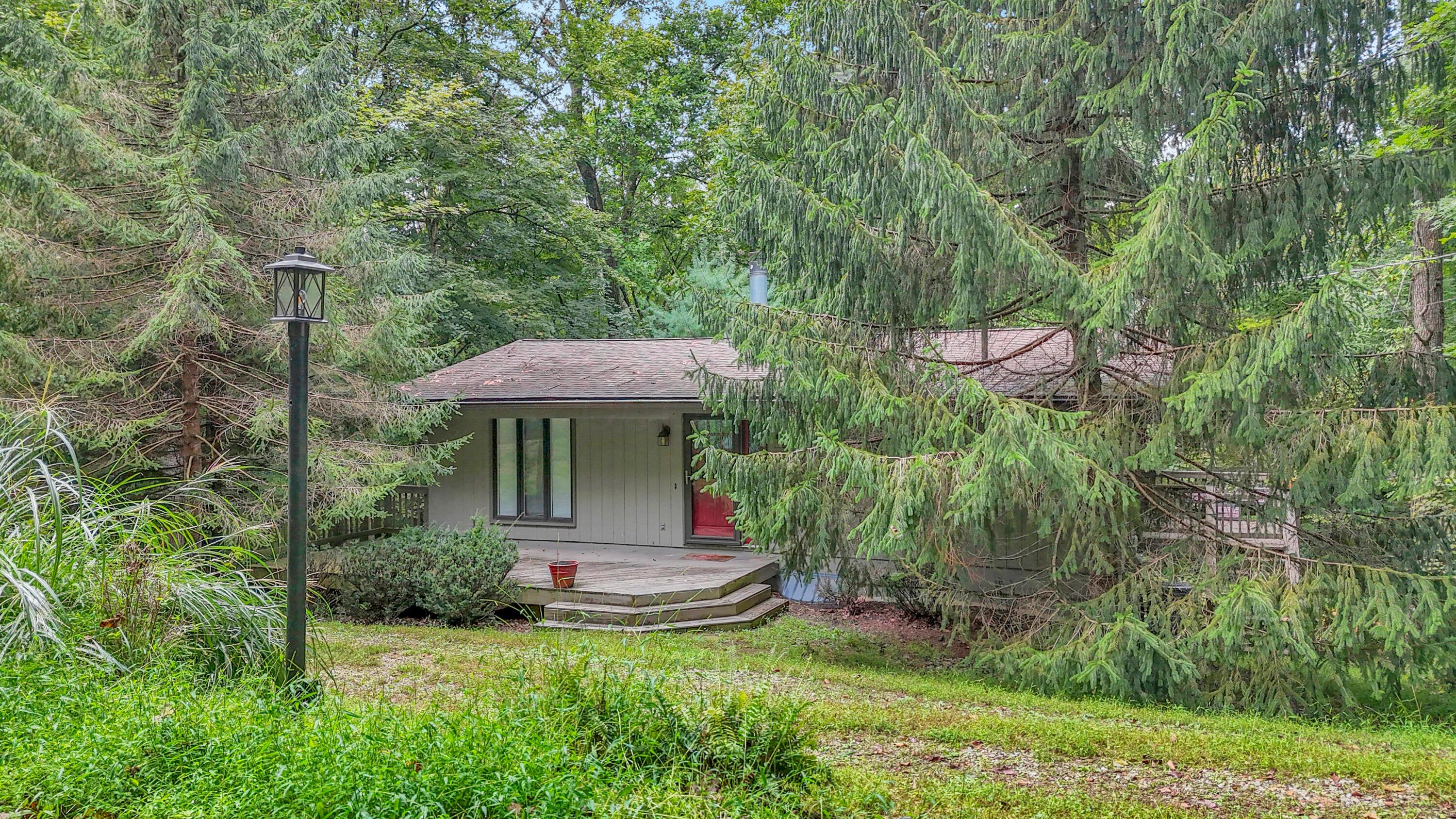 191 Apache Lane Property Photo 4