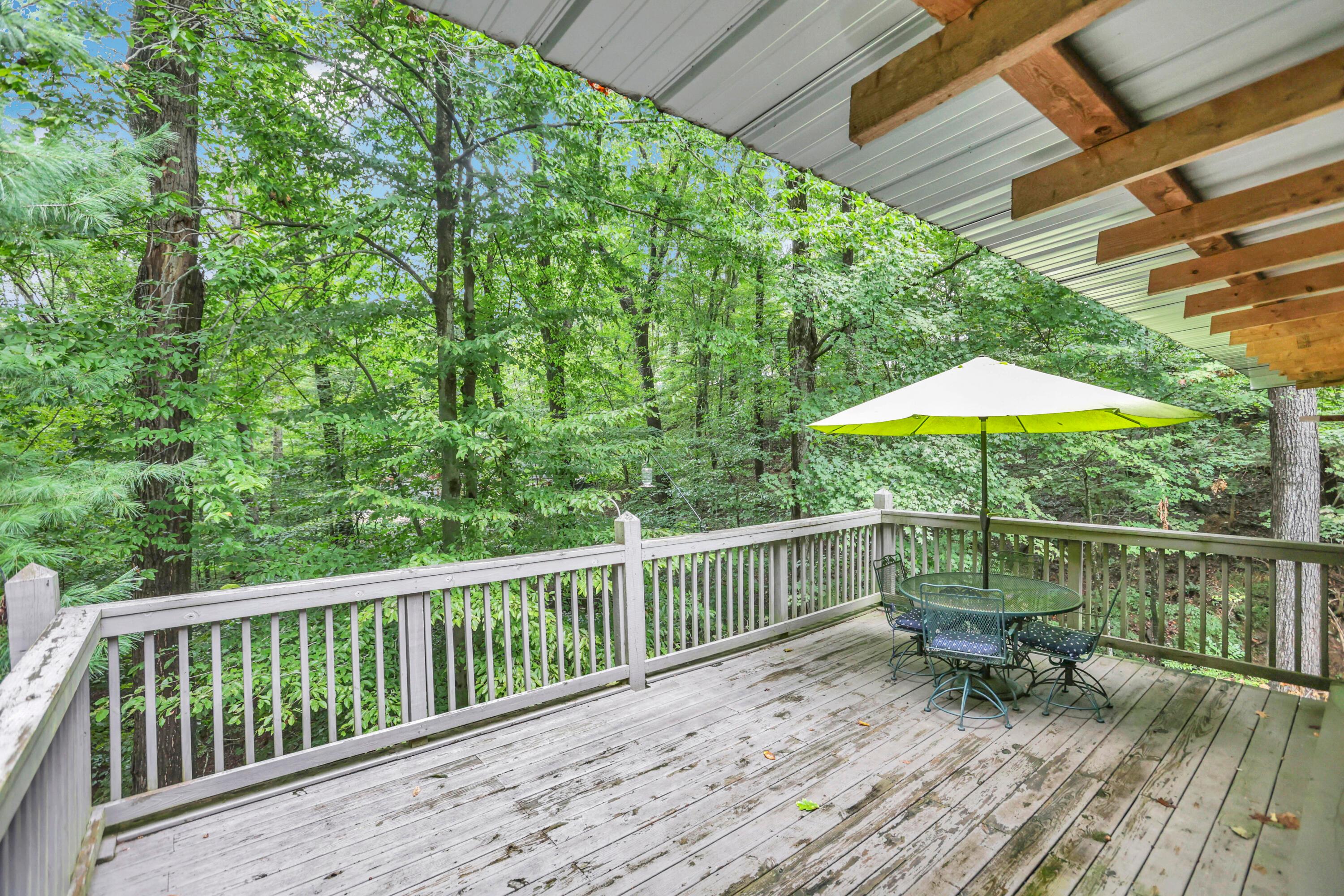 191 Apache Lane Property Photo 49