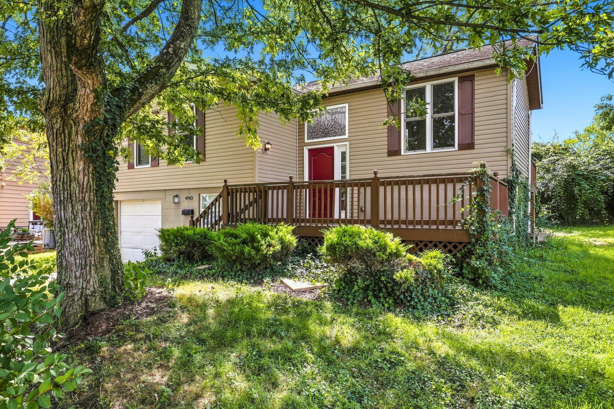 4943 Old Tree Avenue Property Photo 3
