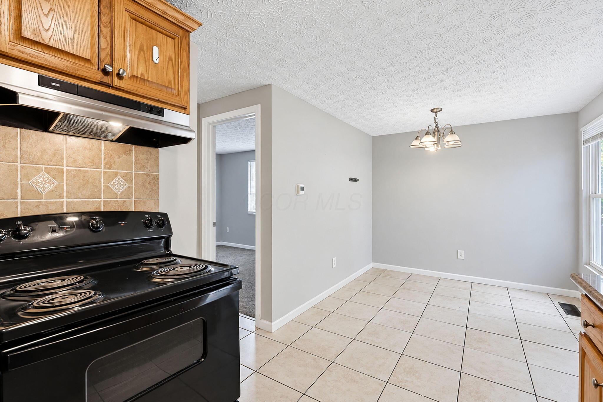 4943 Old Tree Avenue Property Photo 13