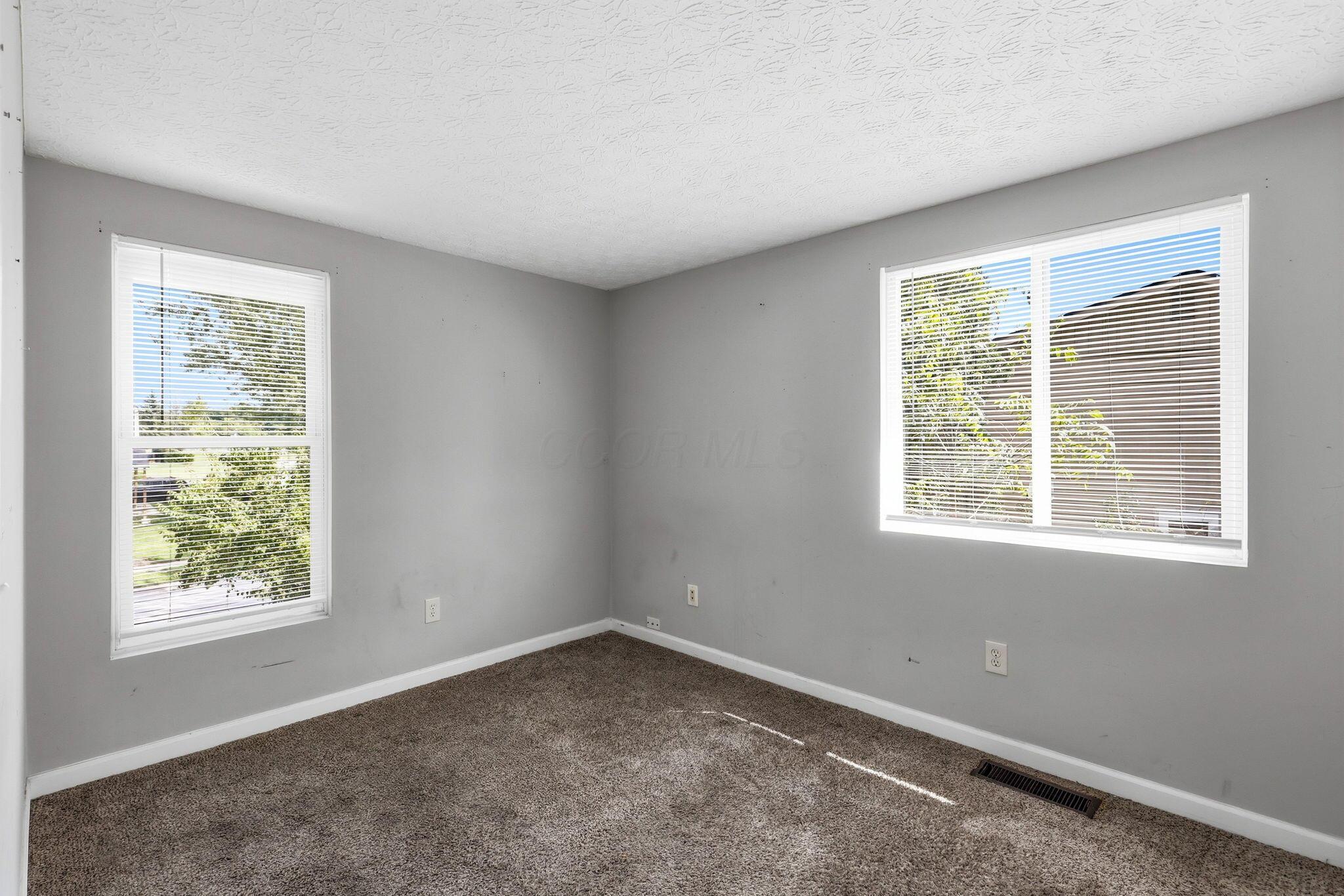 4943 Old Tree Avenue Property Photo 17