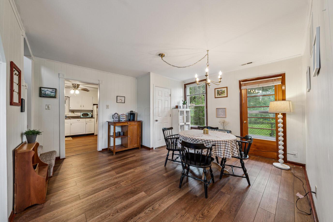 98 Potter Street Property Photo 8