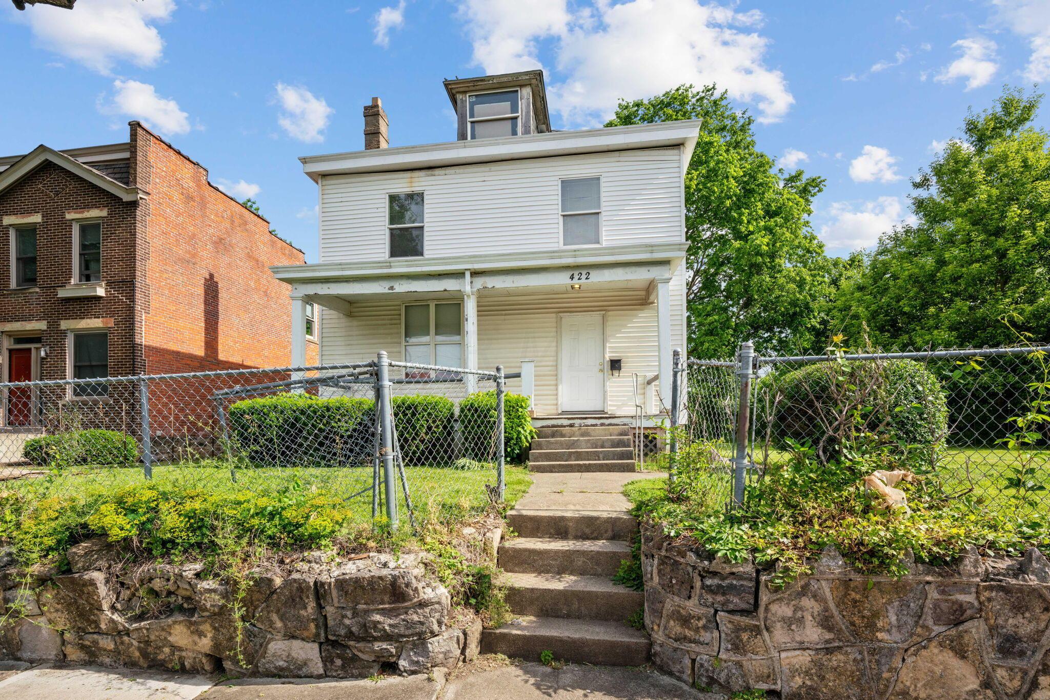 422 Chittenden Avenue Property Photo 2