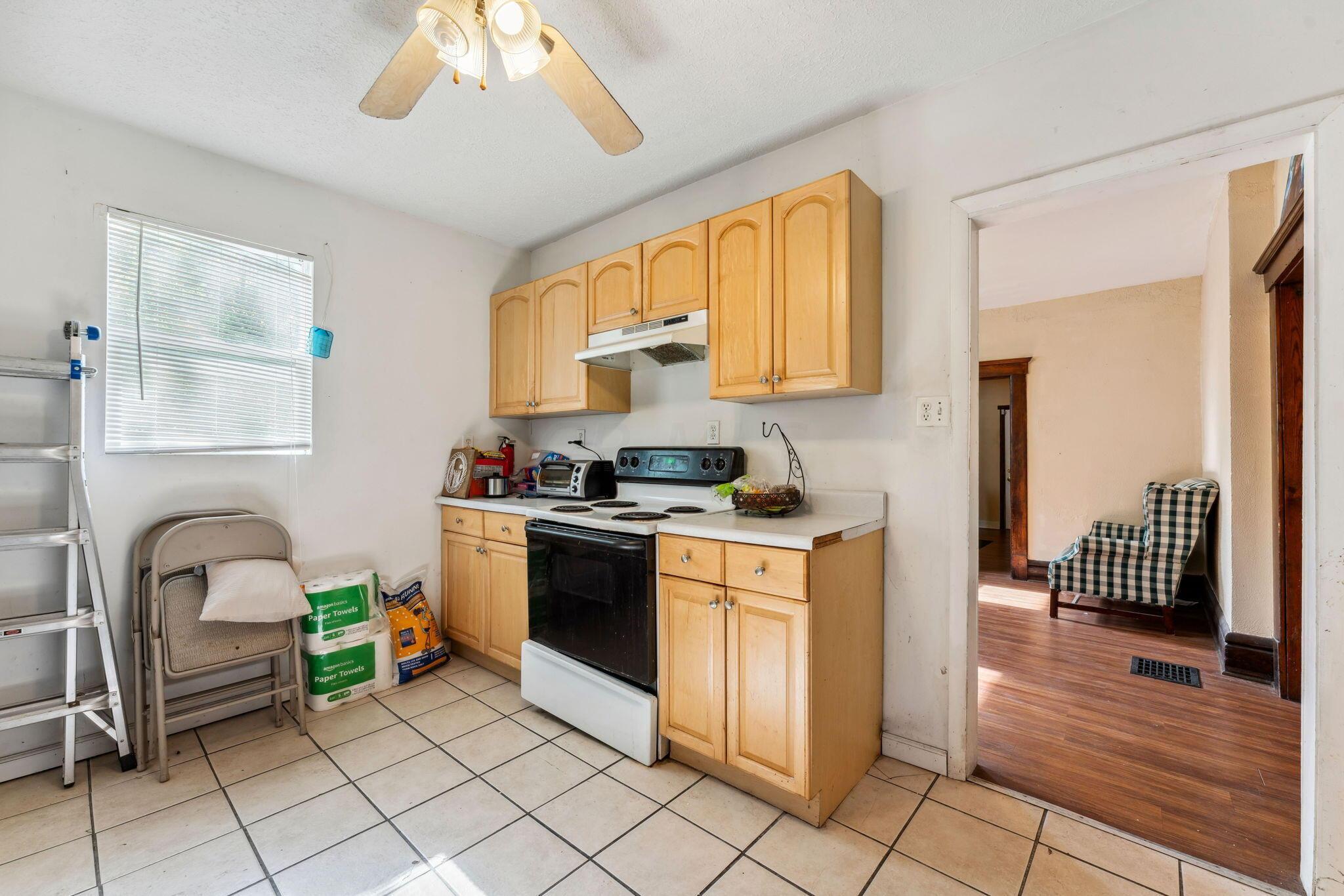 422 Chittenden Avenue Property Photo 20