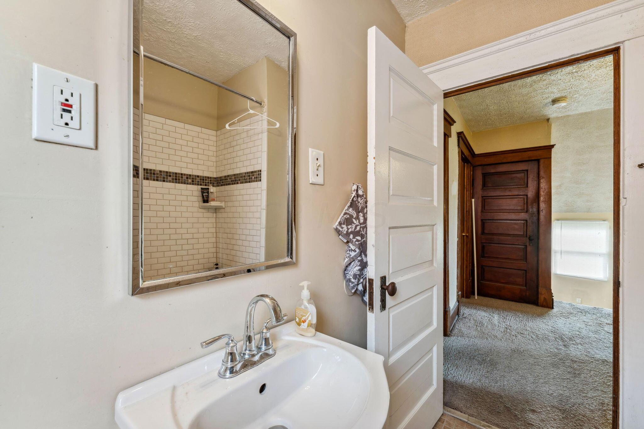 422 Chittenden Avenue Property Photo 28