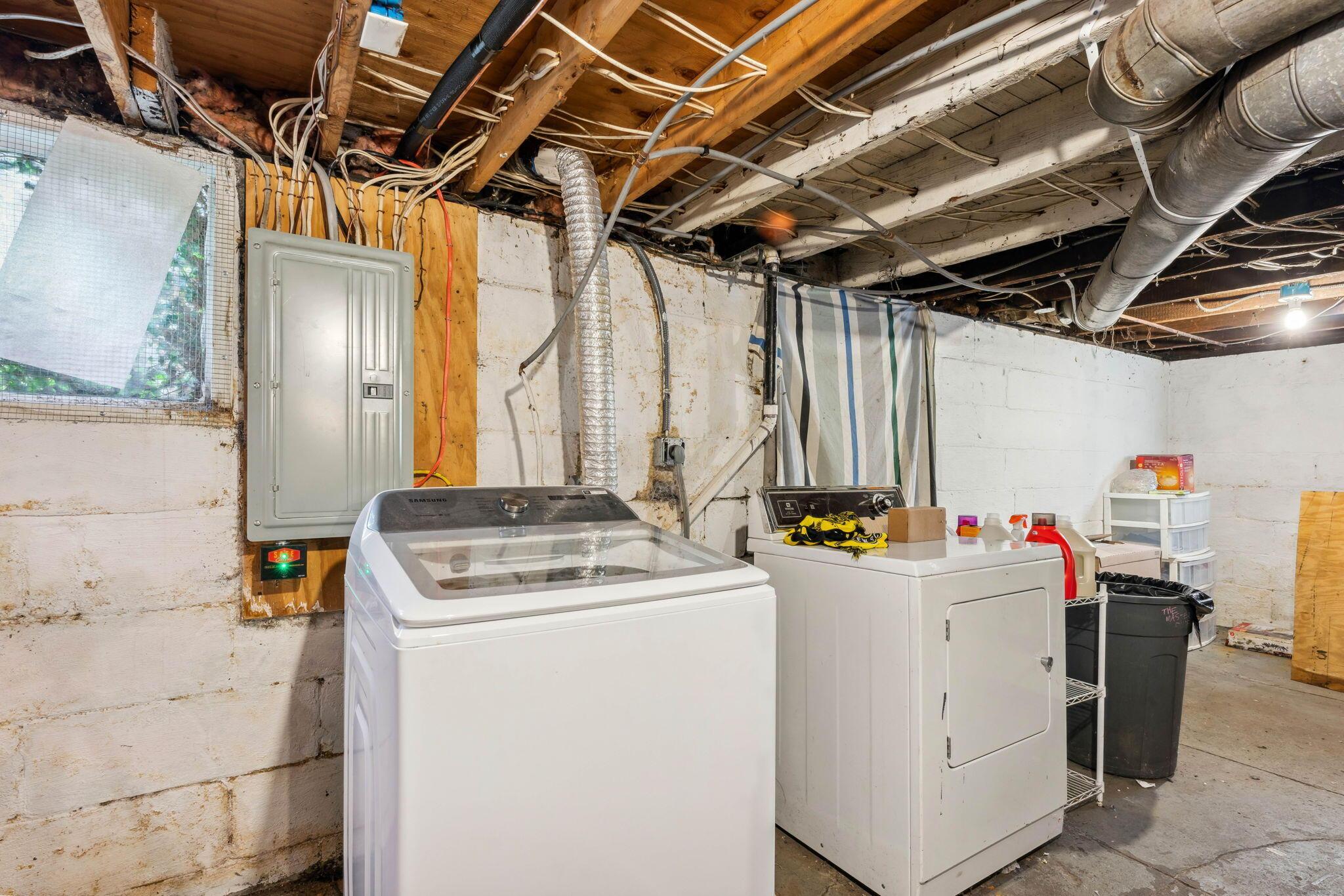 422 Chittenden Avenue Property Photo 37