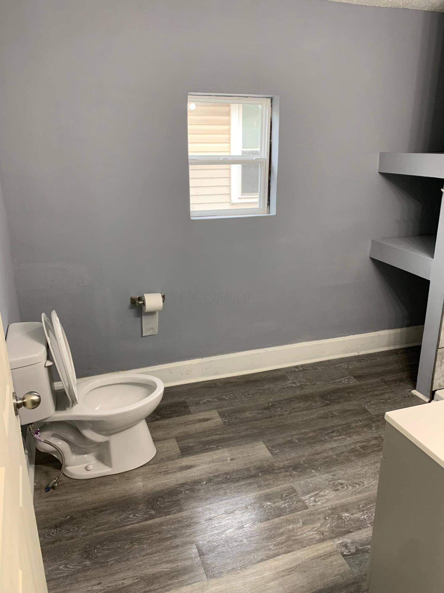 226034738 Property Photo 8