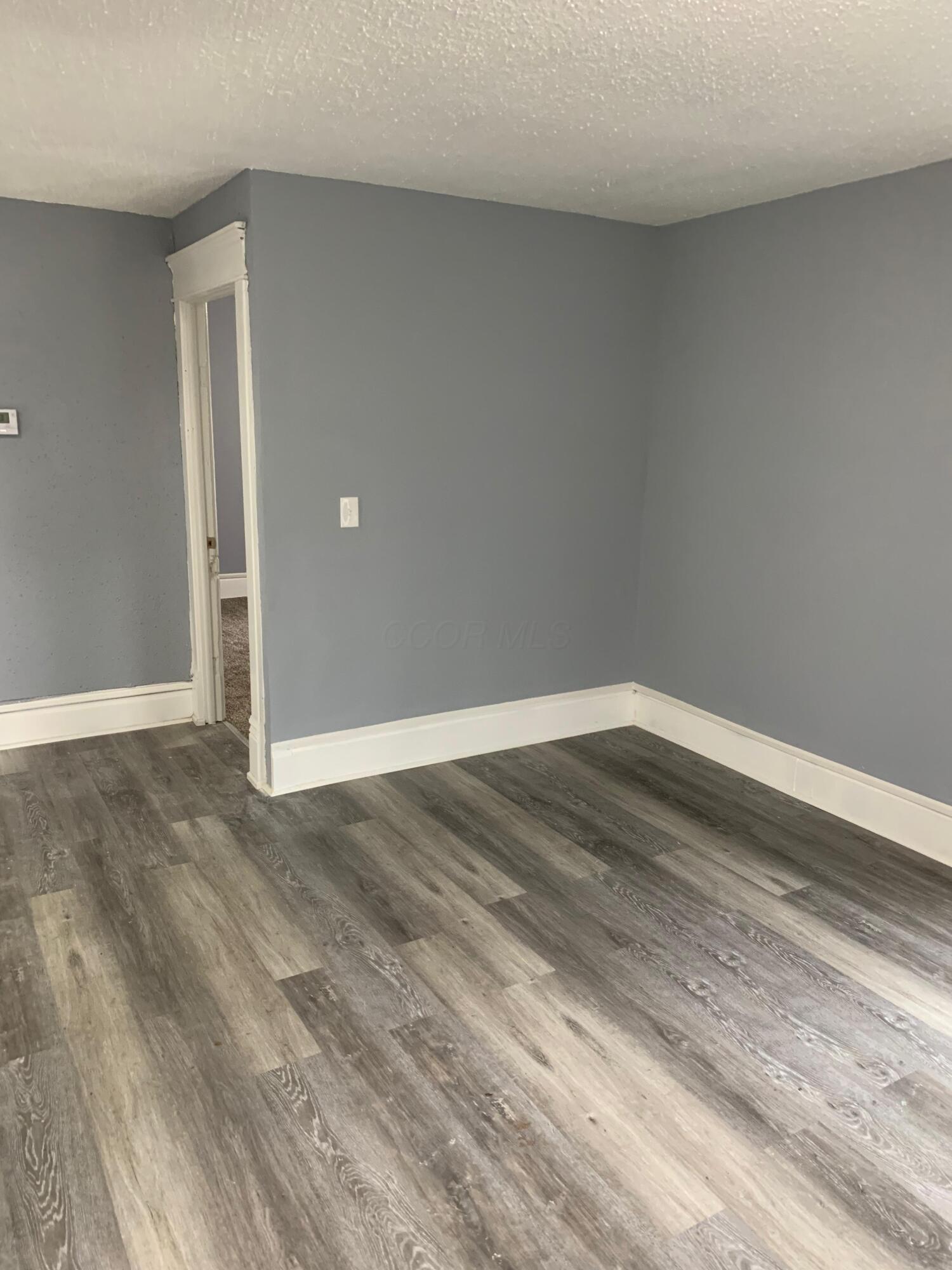 226034738 Property Photo 11