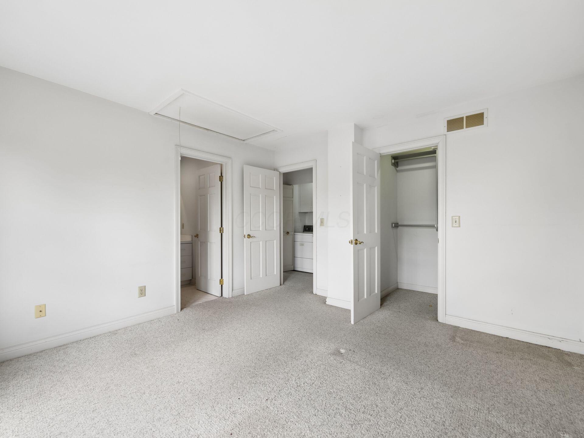 719 Sycamore Place Property Photo 30