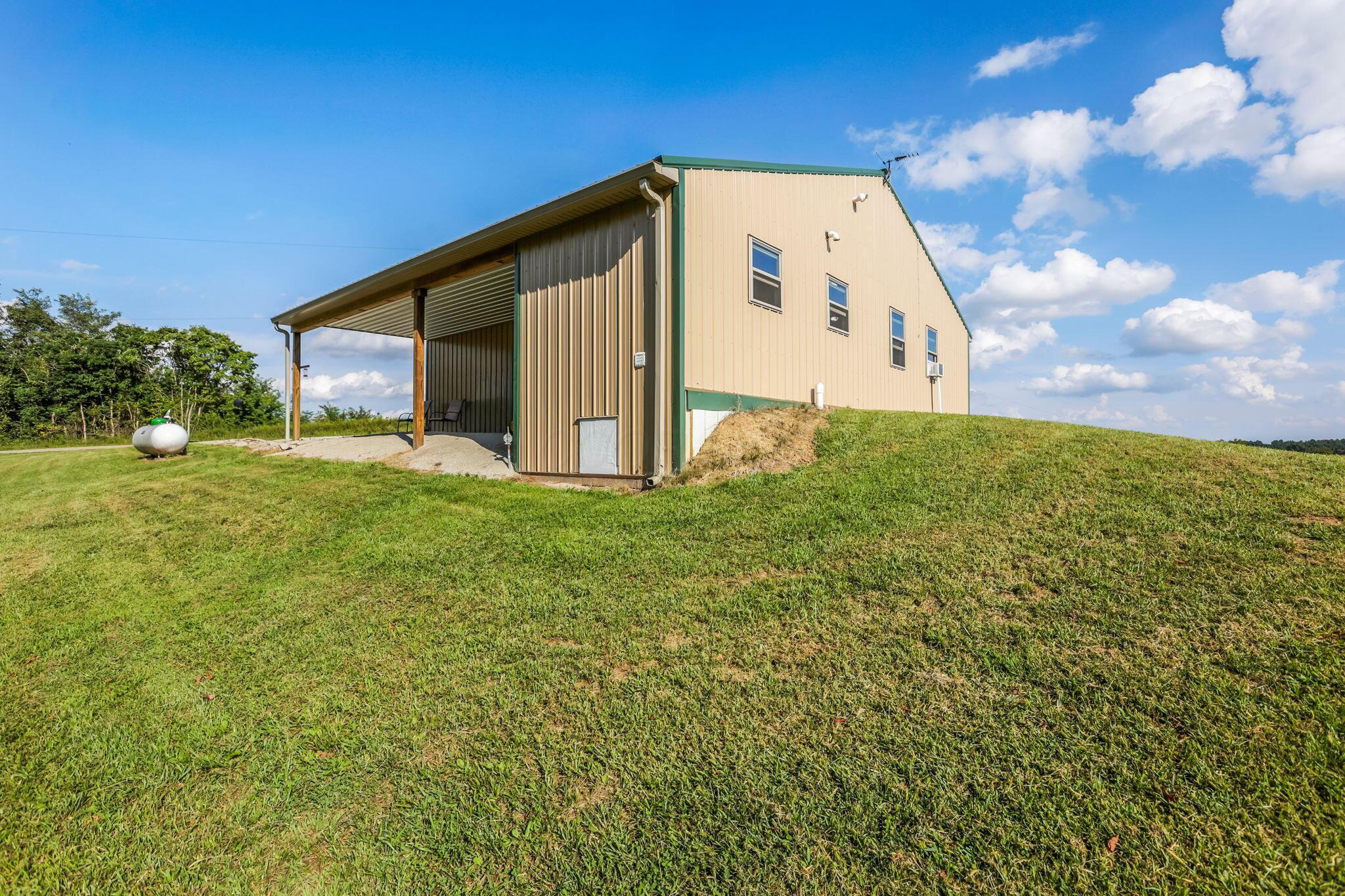 4305 S State Route 555 Property Photo 26