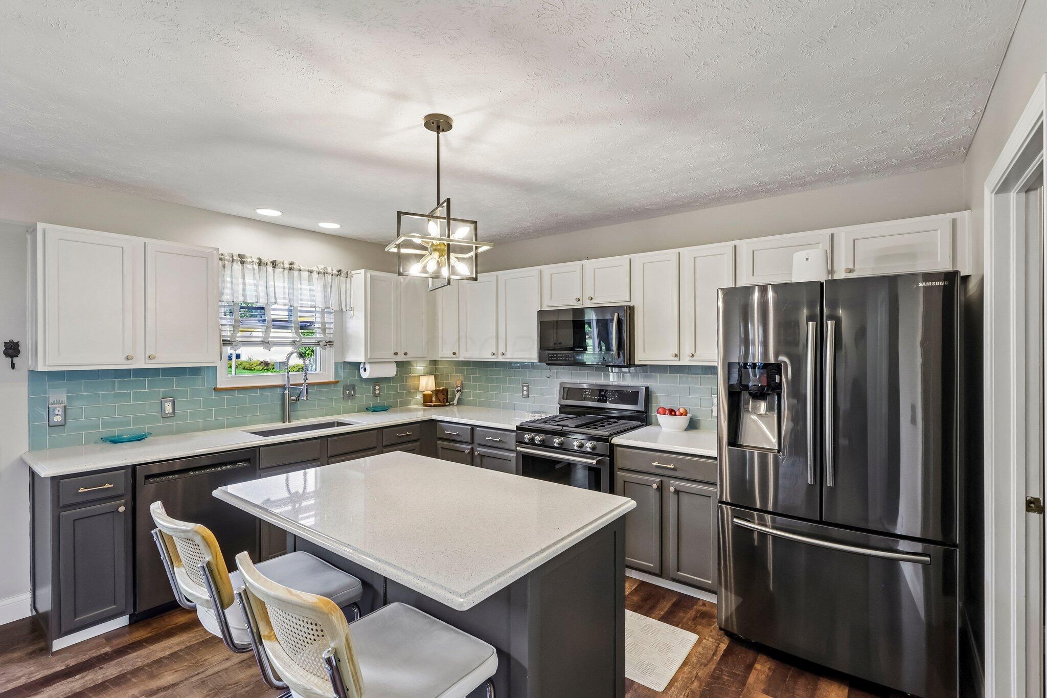 1704 W Ash Drive Property Photo 19