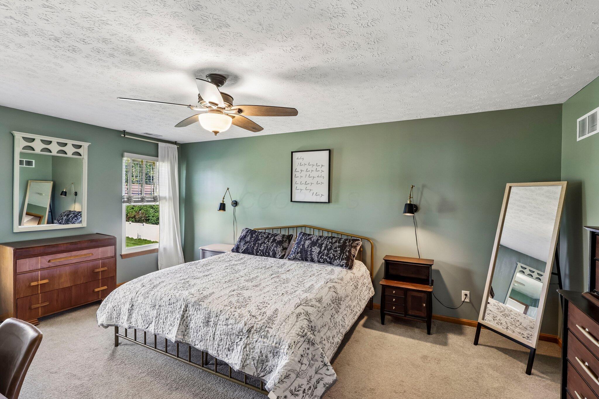 1704 W Ash Drive Property Photo 25