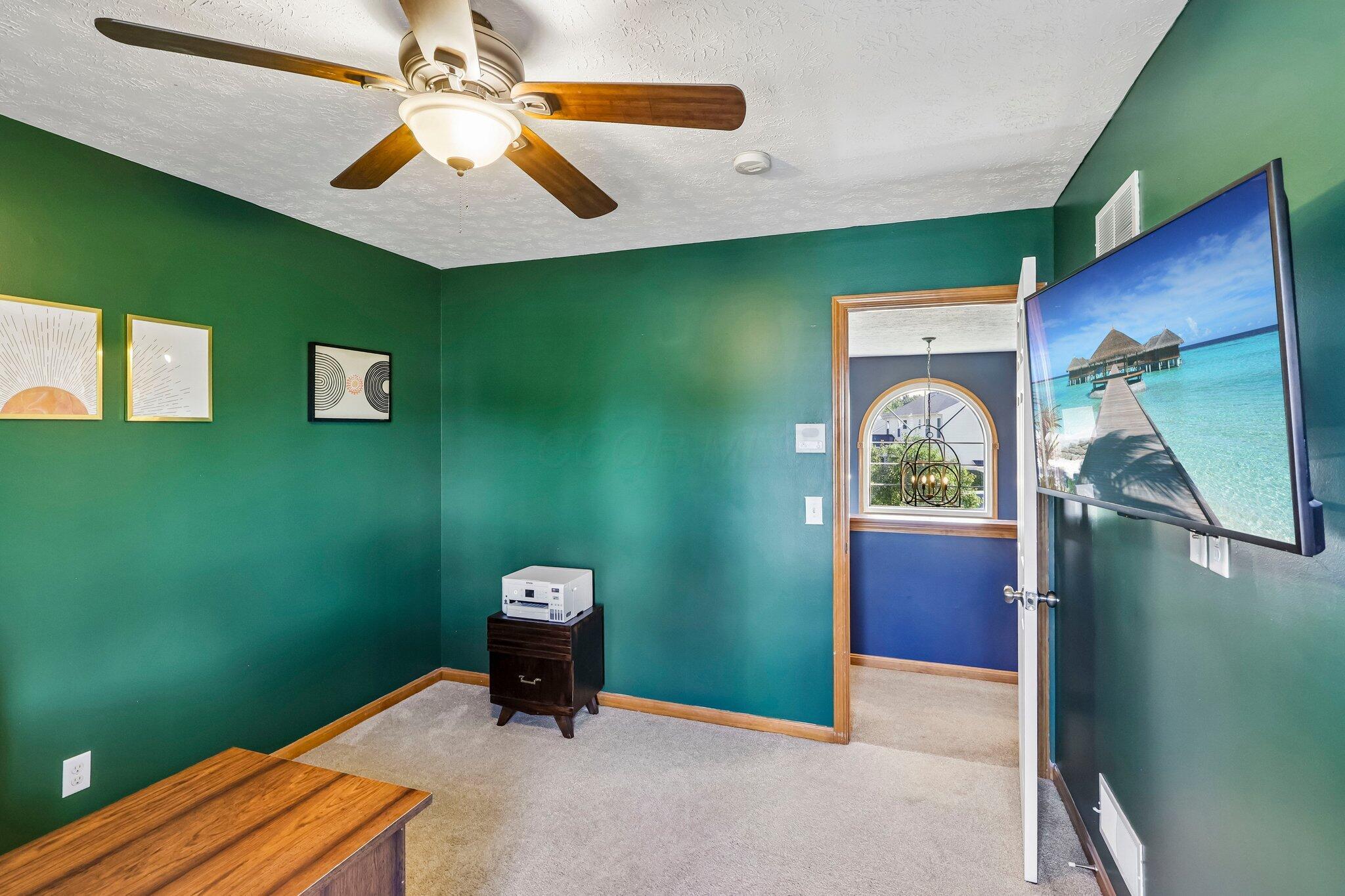 1704 W Ash Drive Property Photo 30