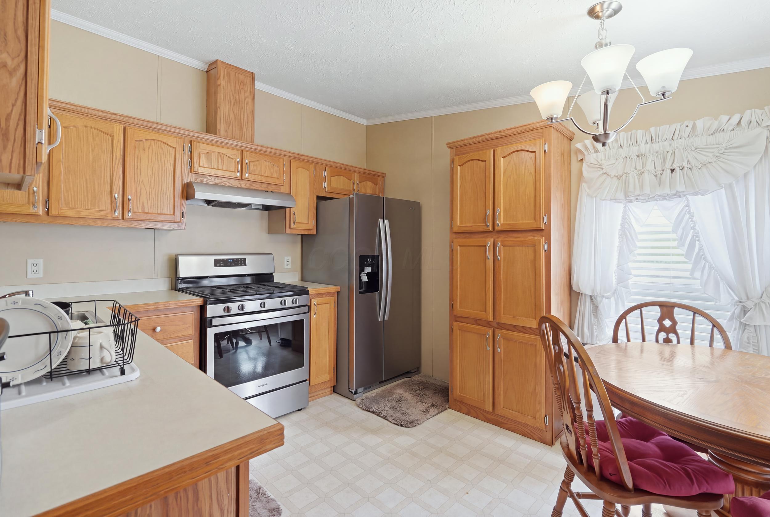 1359 Sharon Avenue Property Photo 6