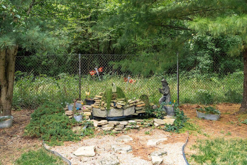 8185 Linden Leaf Circle Property Photo 6