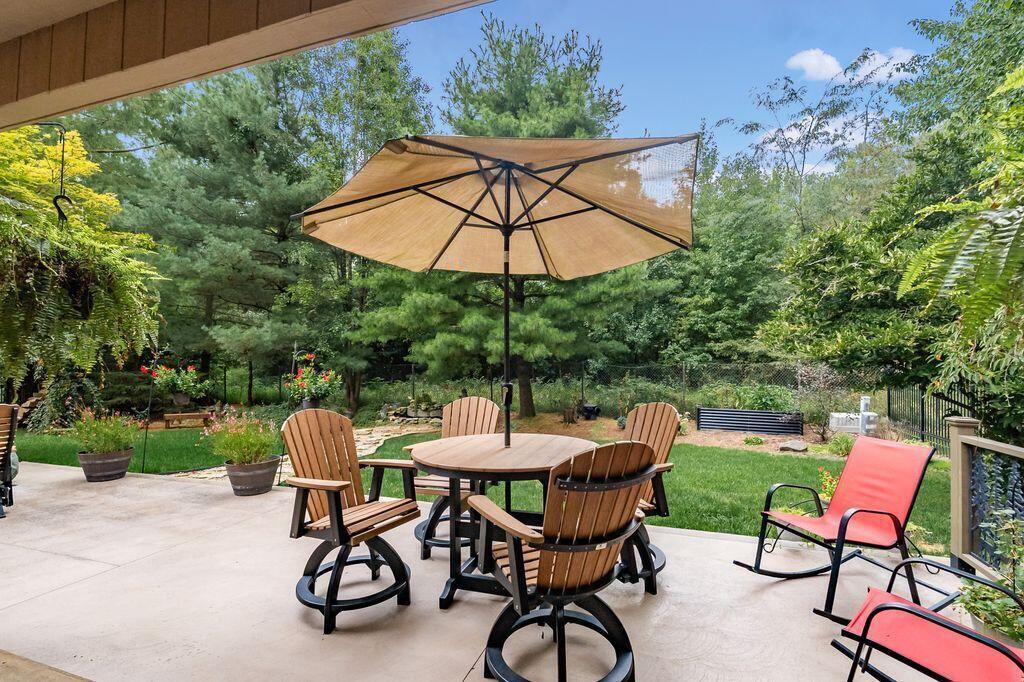 8185 Linden Leaf Circle Property Photo 11