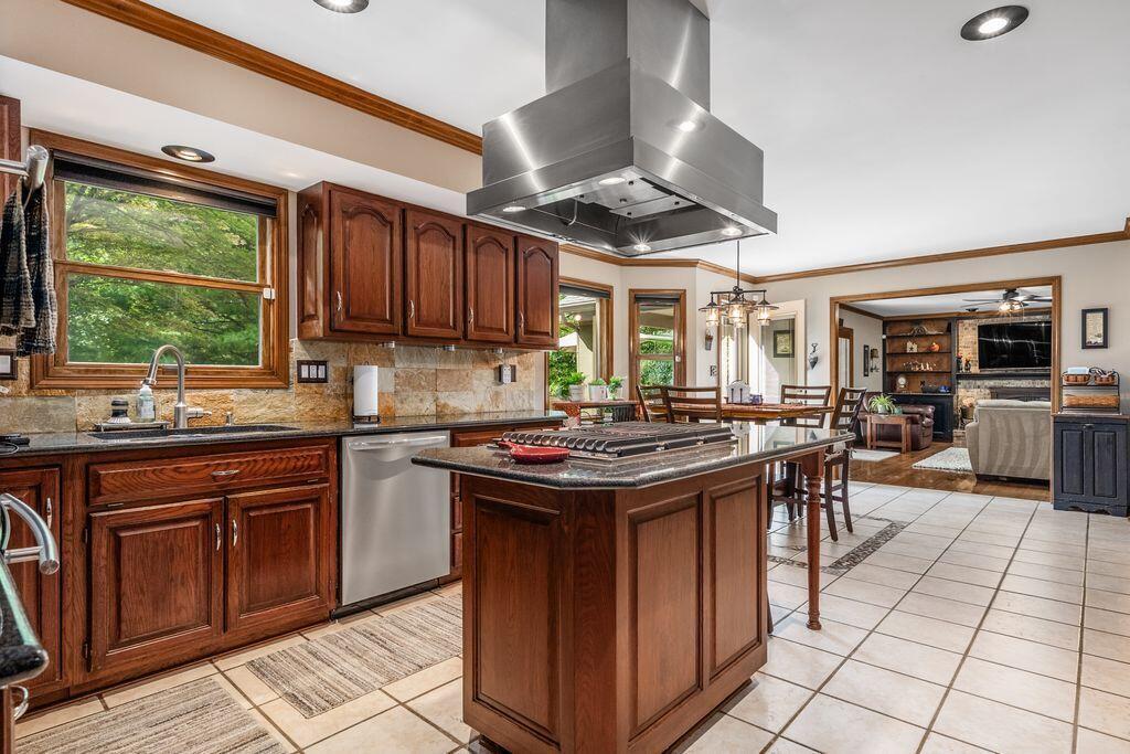8185 Linden Leaf Circle Property Photo 25