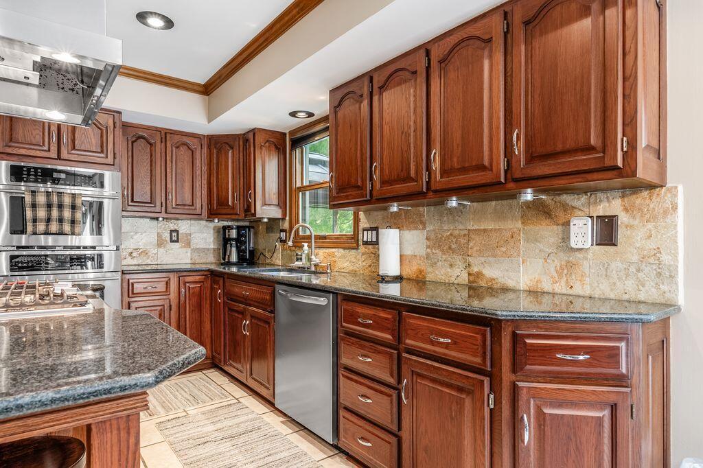 8185 Linden Leaf Circle Property Photo 28
