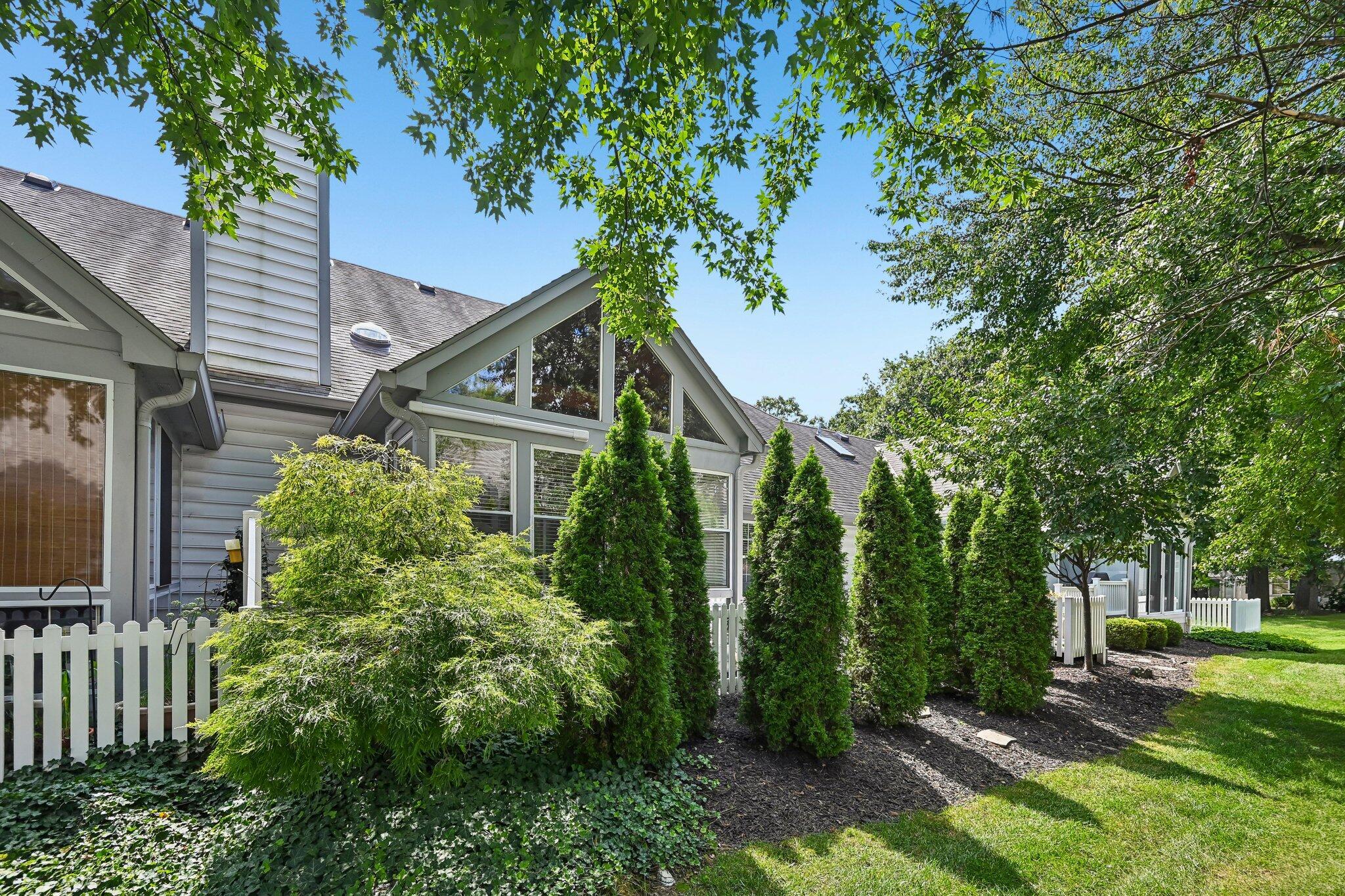 6423 Upper Lake Circle Property Photo 4