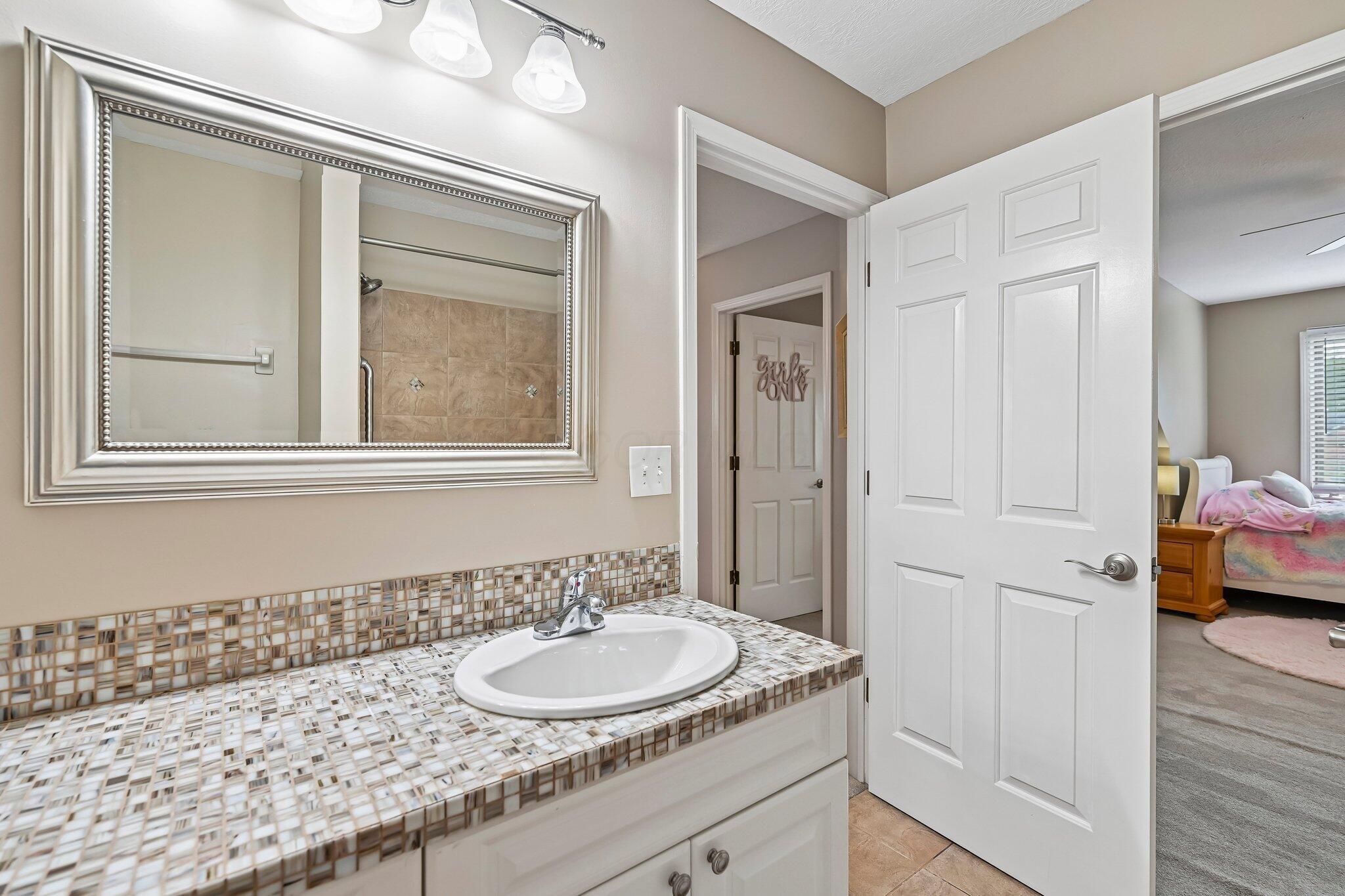 6423 Upper Lake Circle Property Photo 42