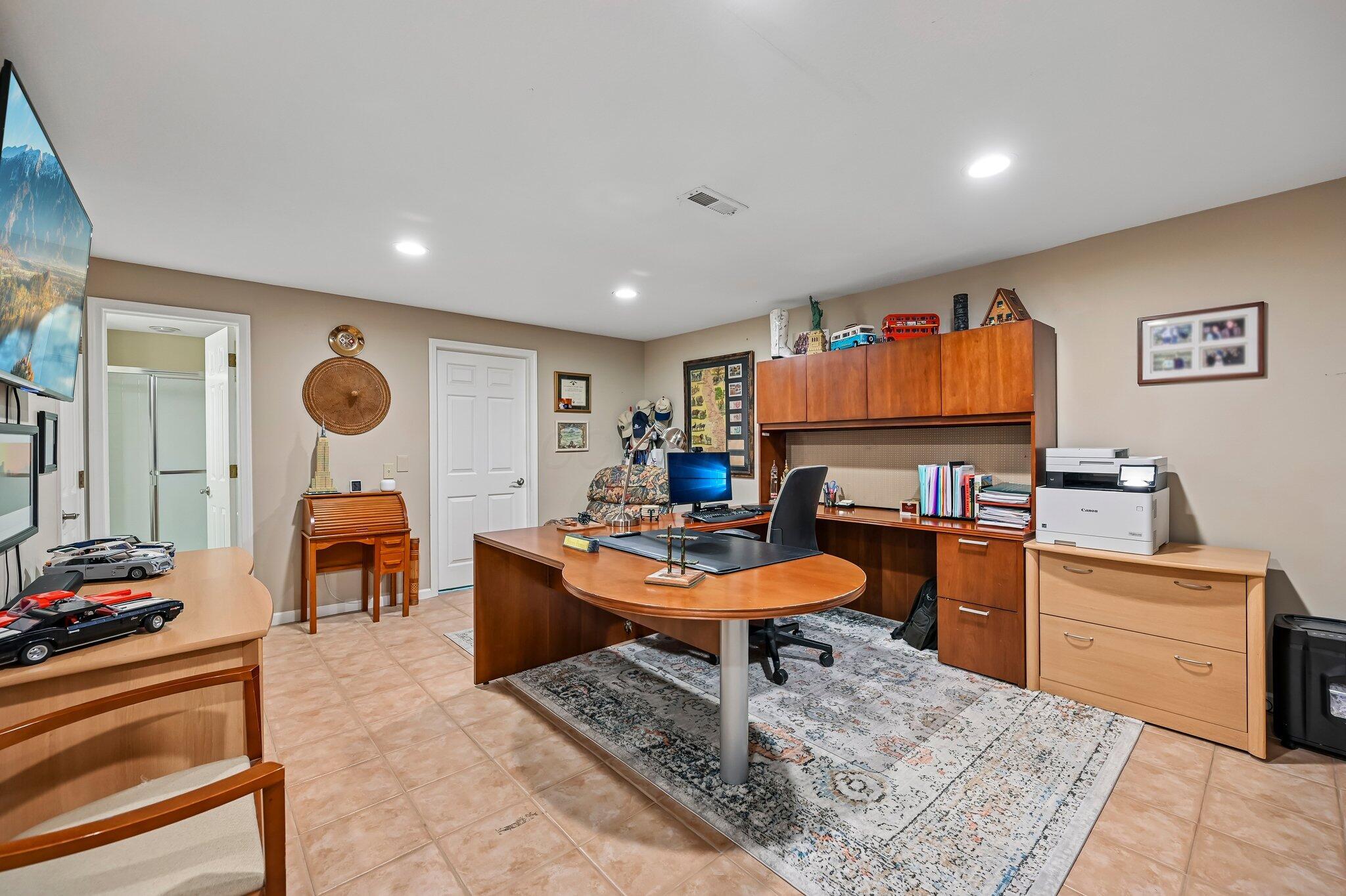 6423 Upper Lake Circle Property Photo 45