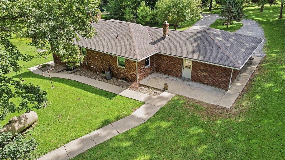 8723 Keys Road Property Photo 6
