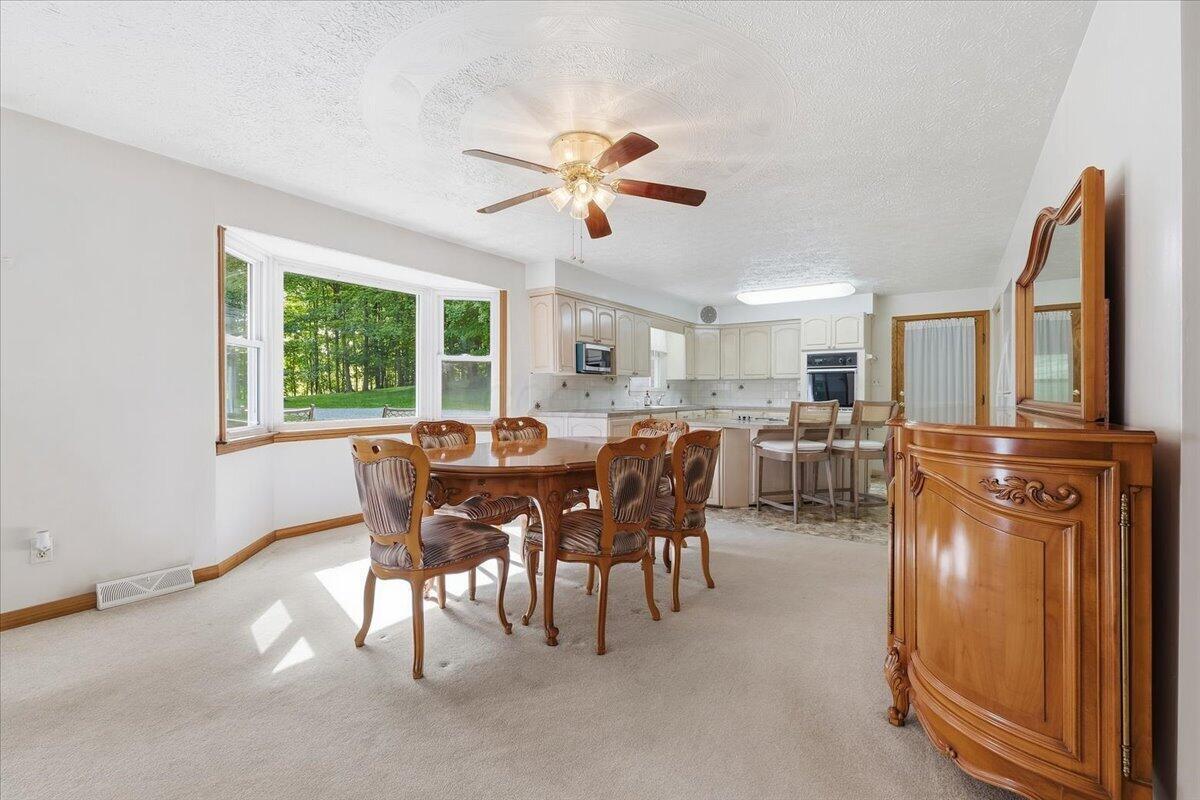 8723 Keys Road Property Photo 18