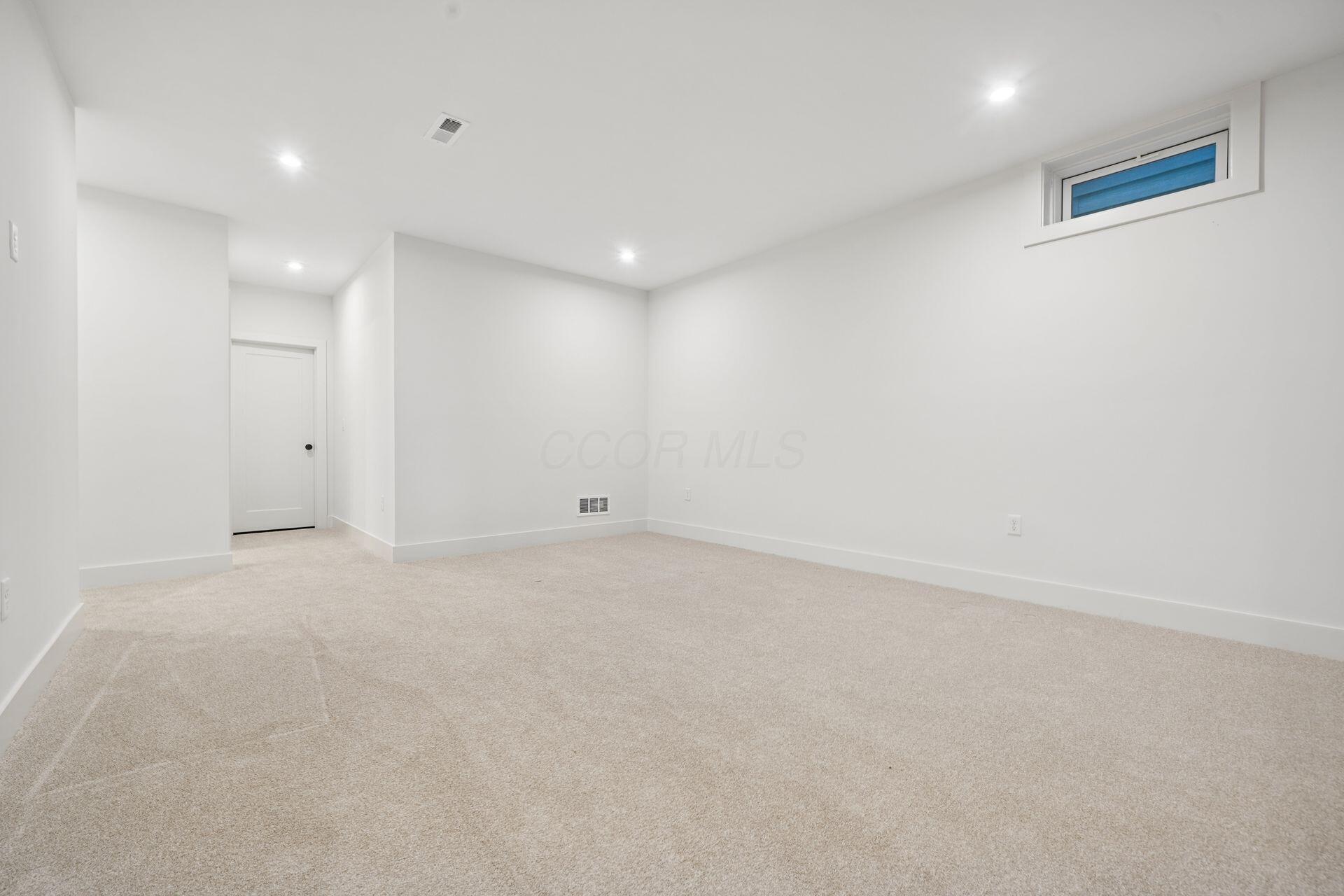 117 Encore Park Bend Property Photo 41