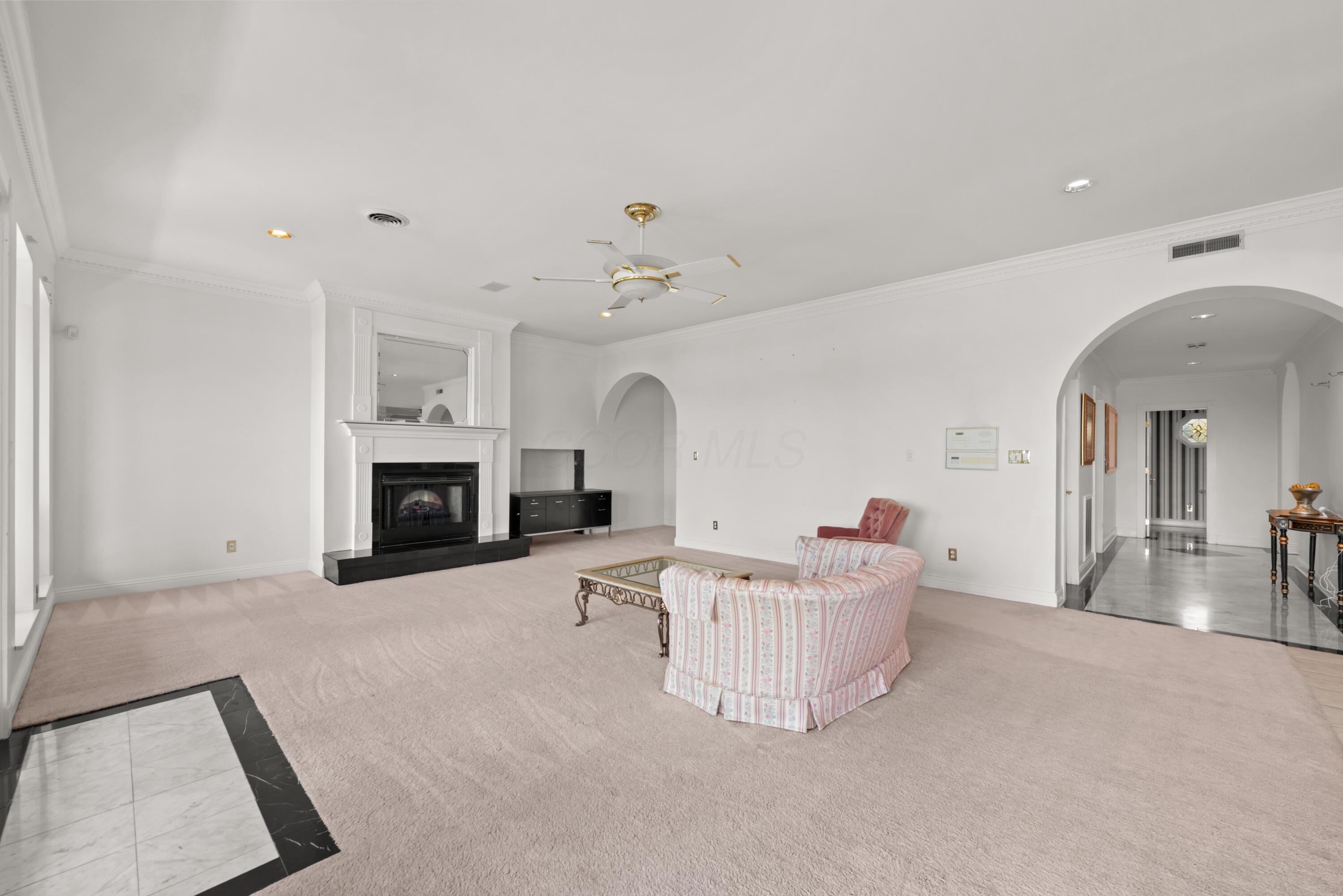 16 River Street Property Photo 37